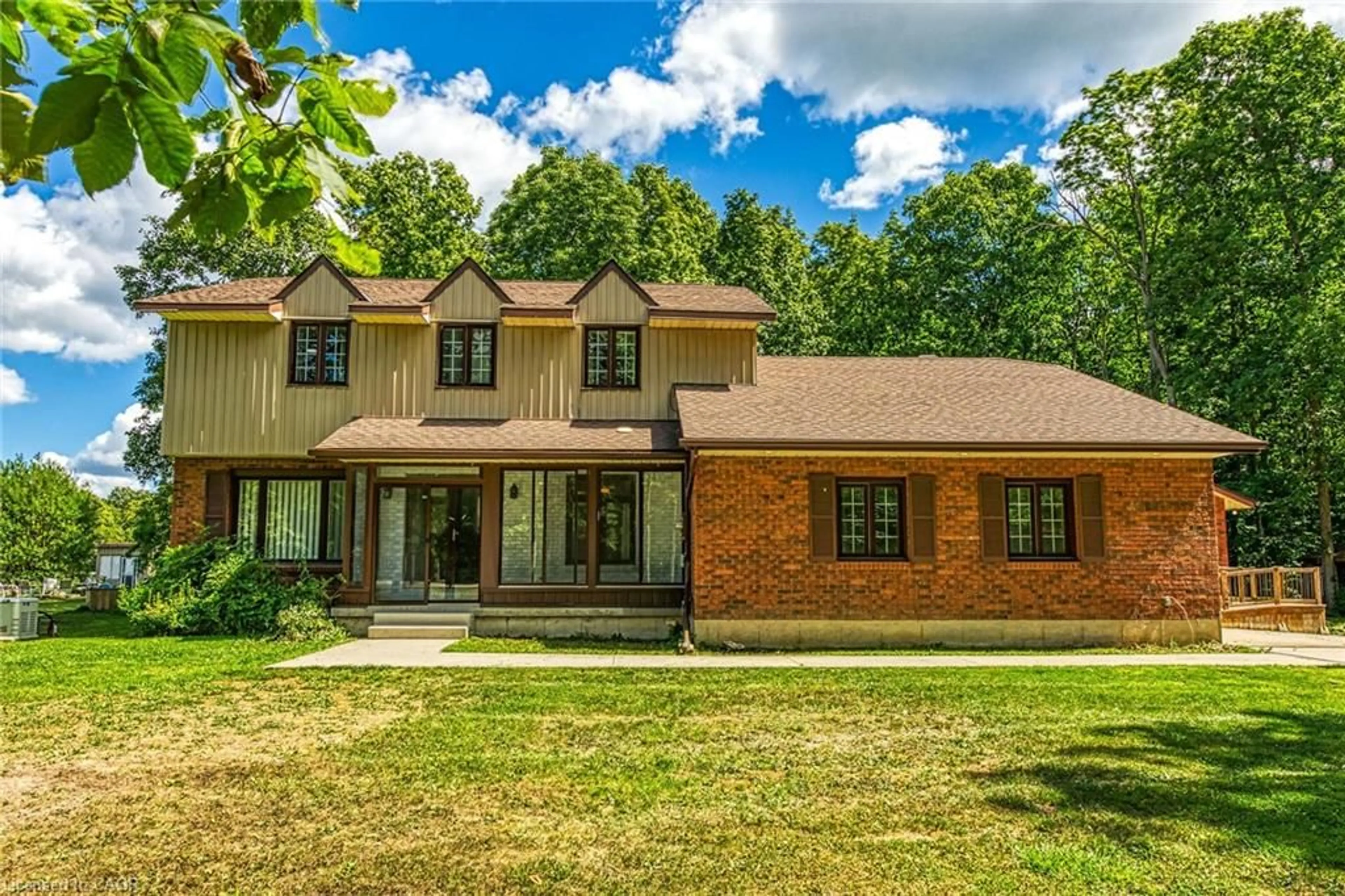 Home with brick exterior material, unknown for 188 Fisherville Rd, Selkirk Ontario N0A 1P0