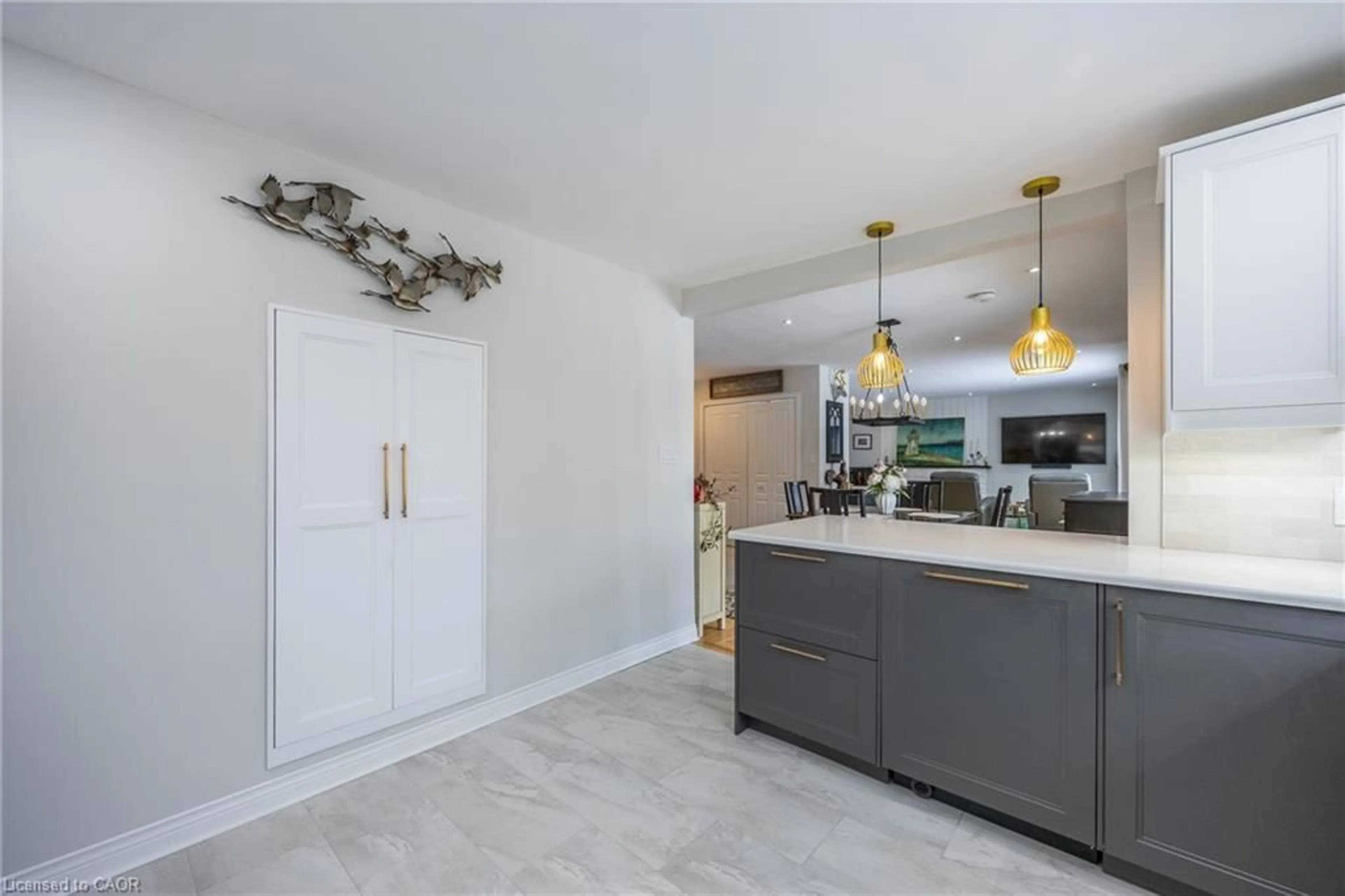 Open concept kitchen, unknown for 6 Ryerse Cres, Port Dover Ontario N0A 1N6