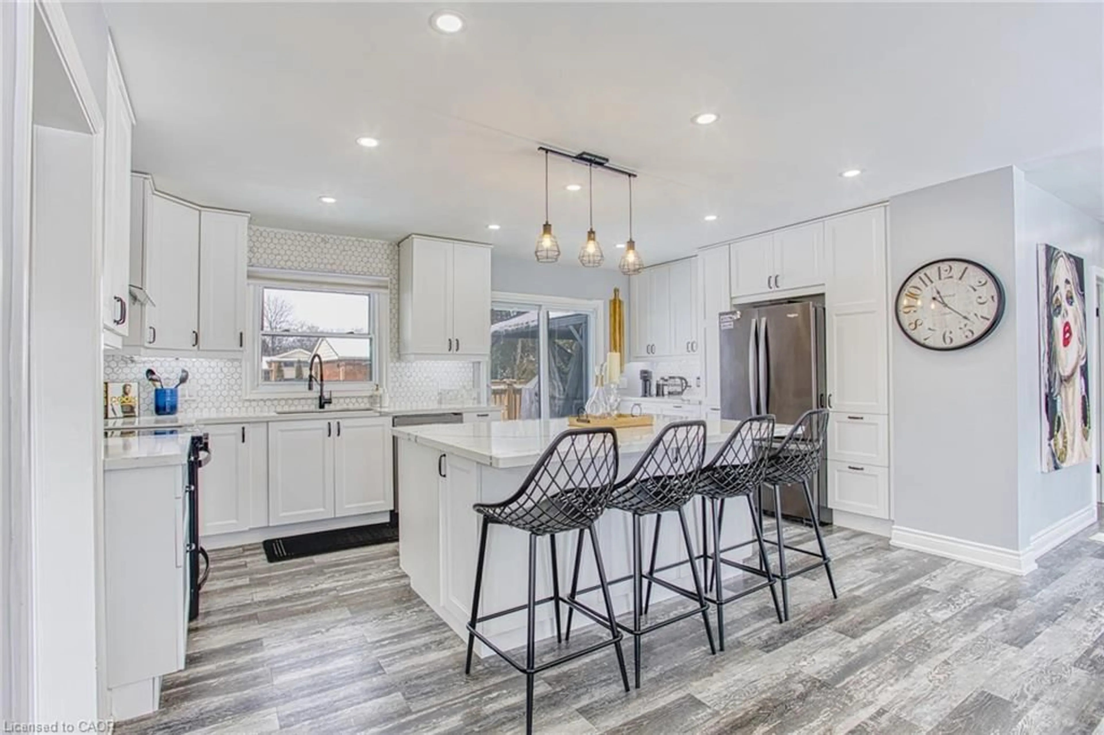 Open concept kitchen, ceramic/tile floor for 4382 Central Ave, Beamsville Ontario L0R 1B6