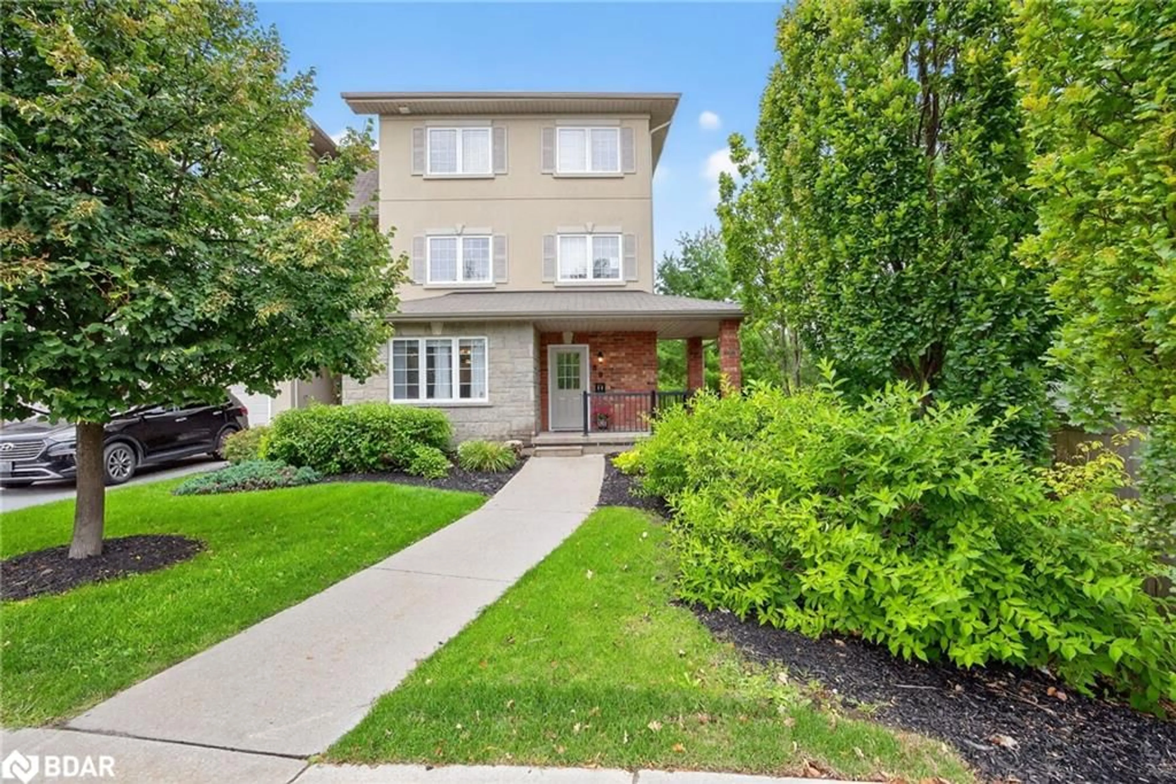 Unknown for 49 Ferndale Dr #8, Barrie Ontario L4N 5W9