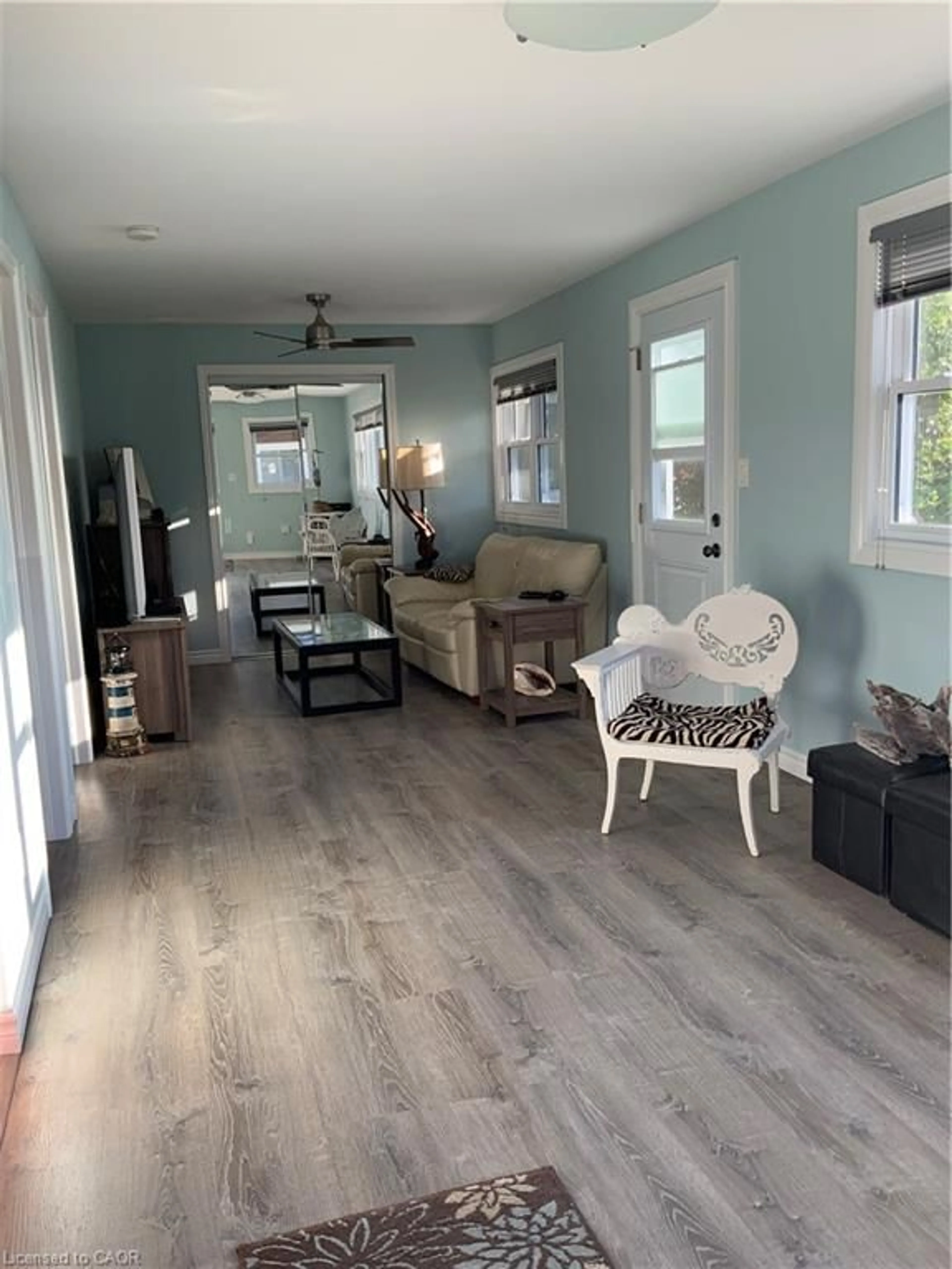 Living room with furniture, unknown for 25 First St, Long Point Ontario N0E 1M0