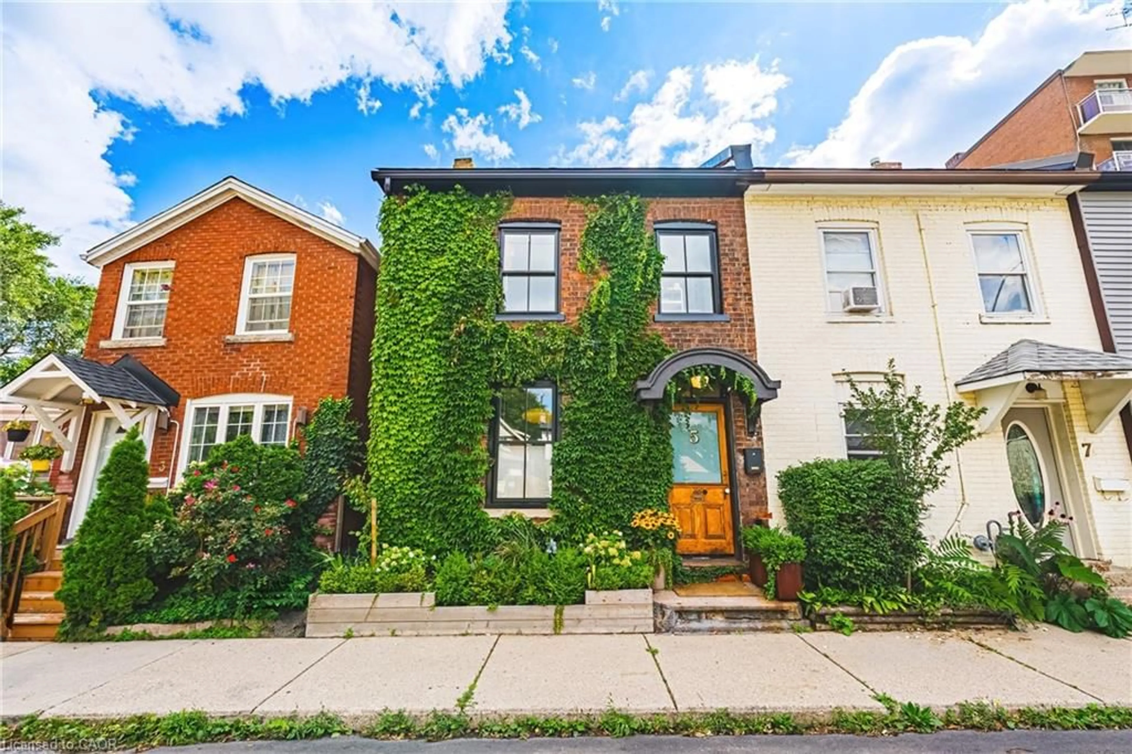 Home with brick exterior material, street for 5 Ford St, Hamilton Ontario L8N 2P4