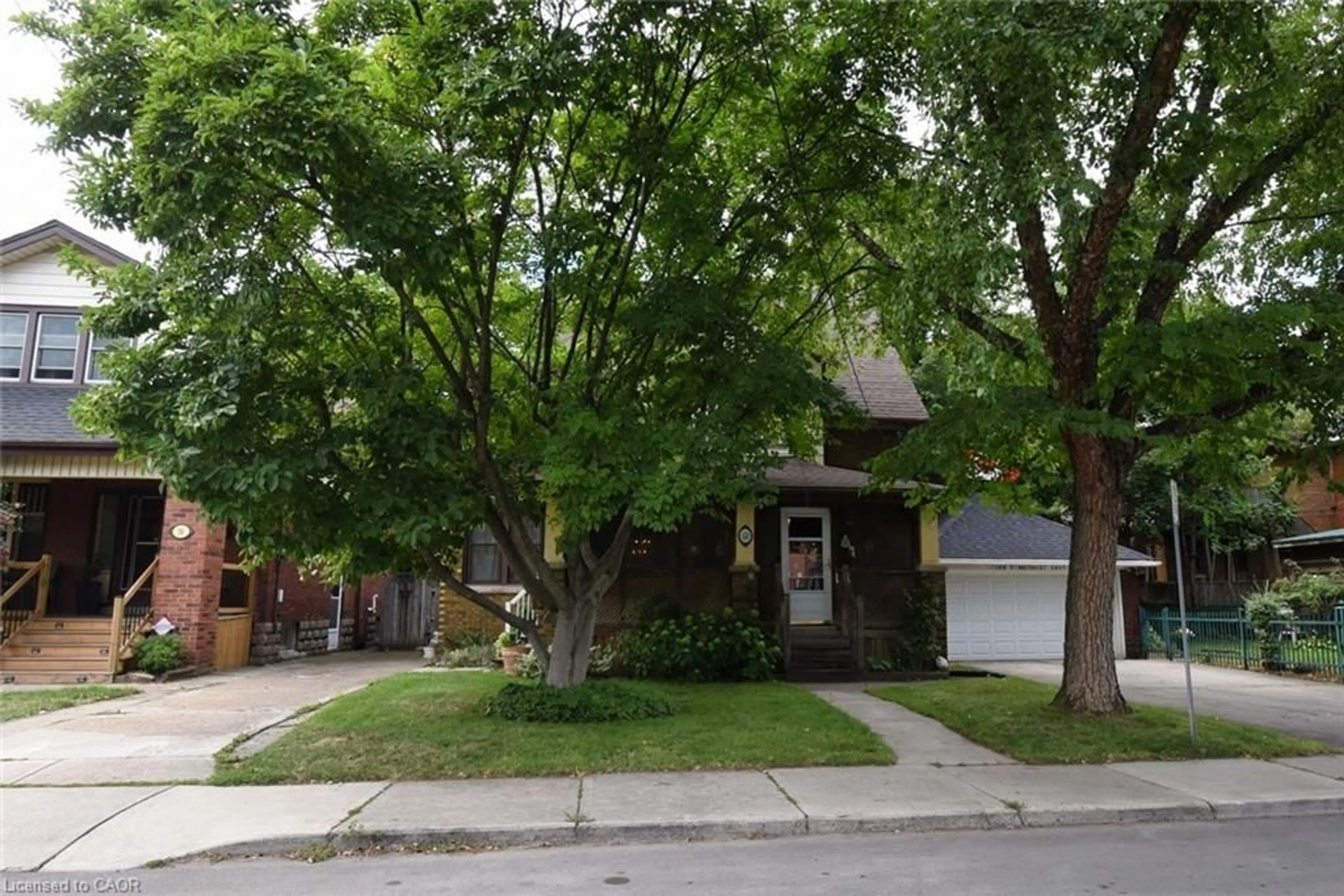 Unknown for 12 Leinster Ave, Hamilton Ontario L8M 3A1