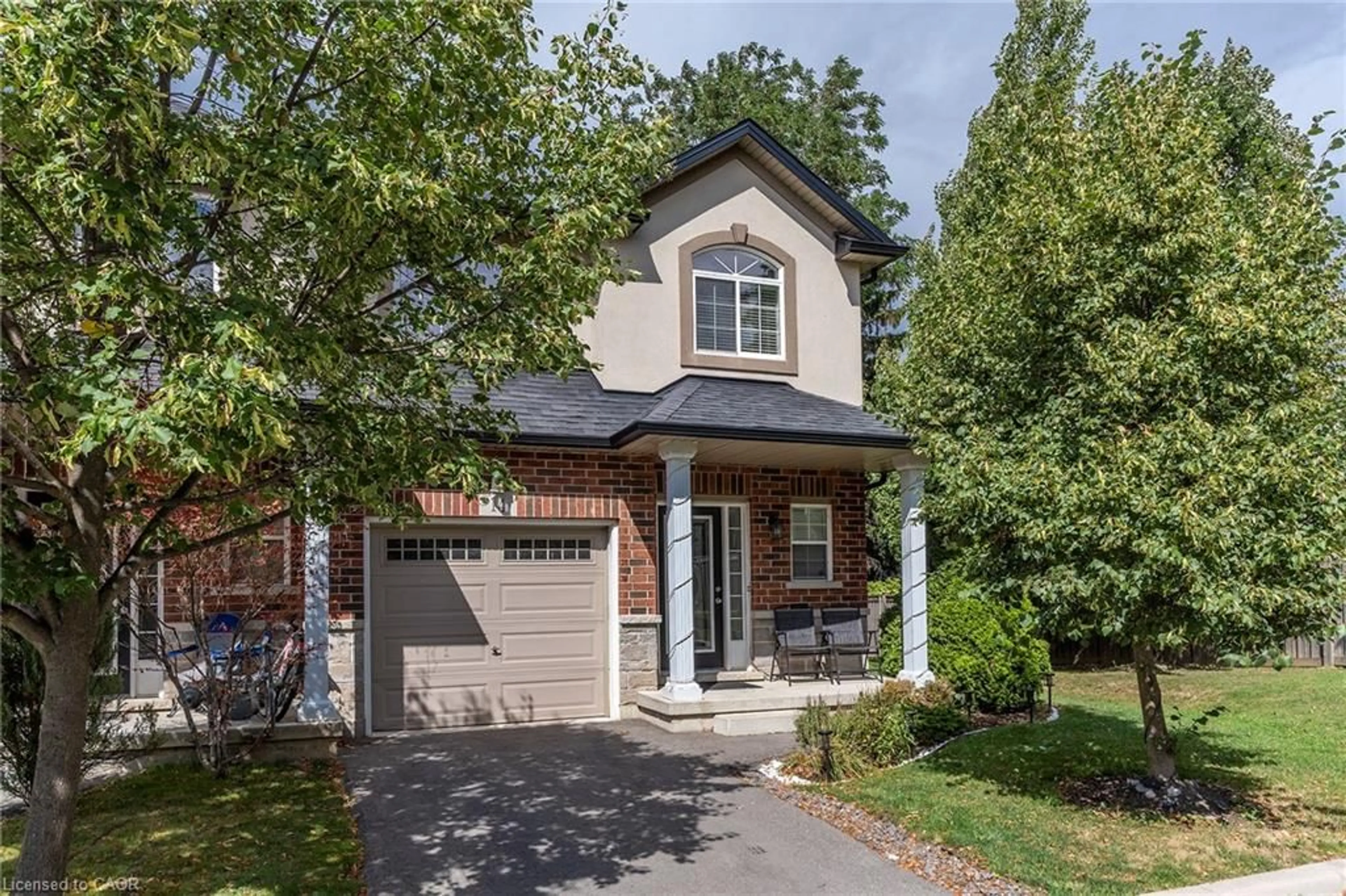 Home with brick exterior material, street for 345 Glancaster Rd #14, Ancaster Ontario L9G 3A4