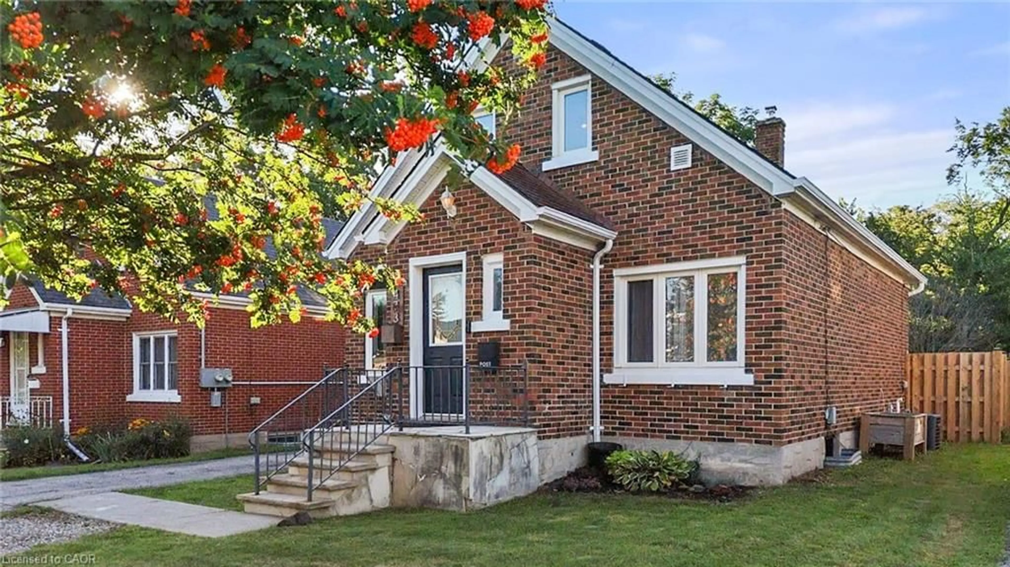 Home with brick exterior material, street for 473 Victoria St, Kitchener Ontario N2M 3A6