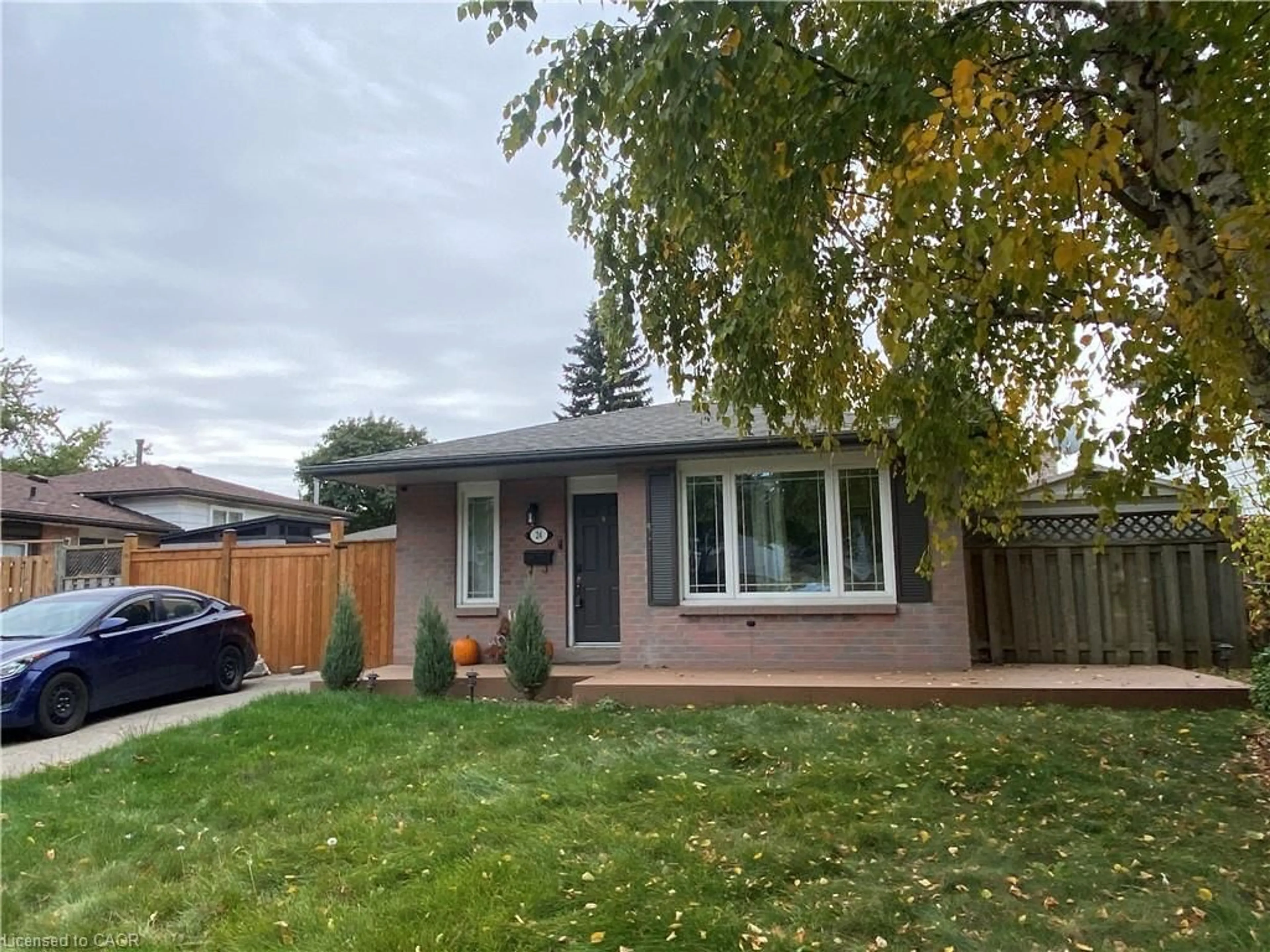 Unknown for 24 Queenslea Dr, Hamilton Ontario L8W 1G1
