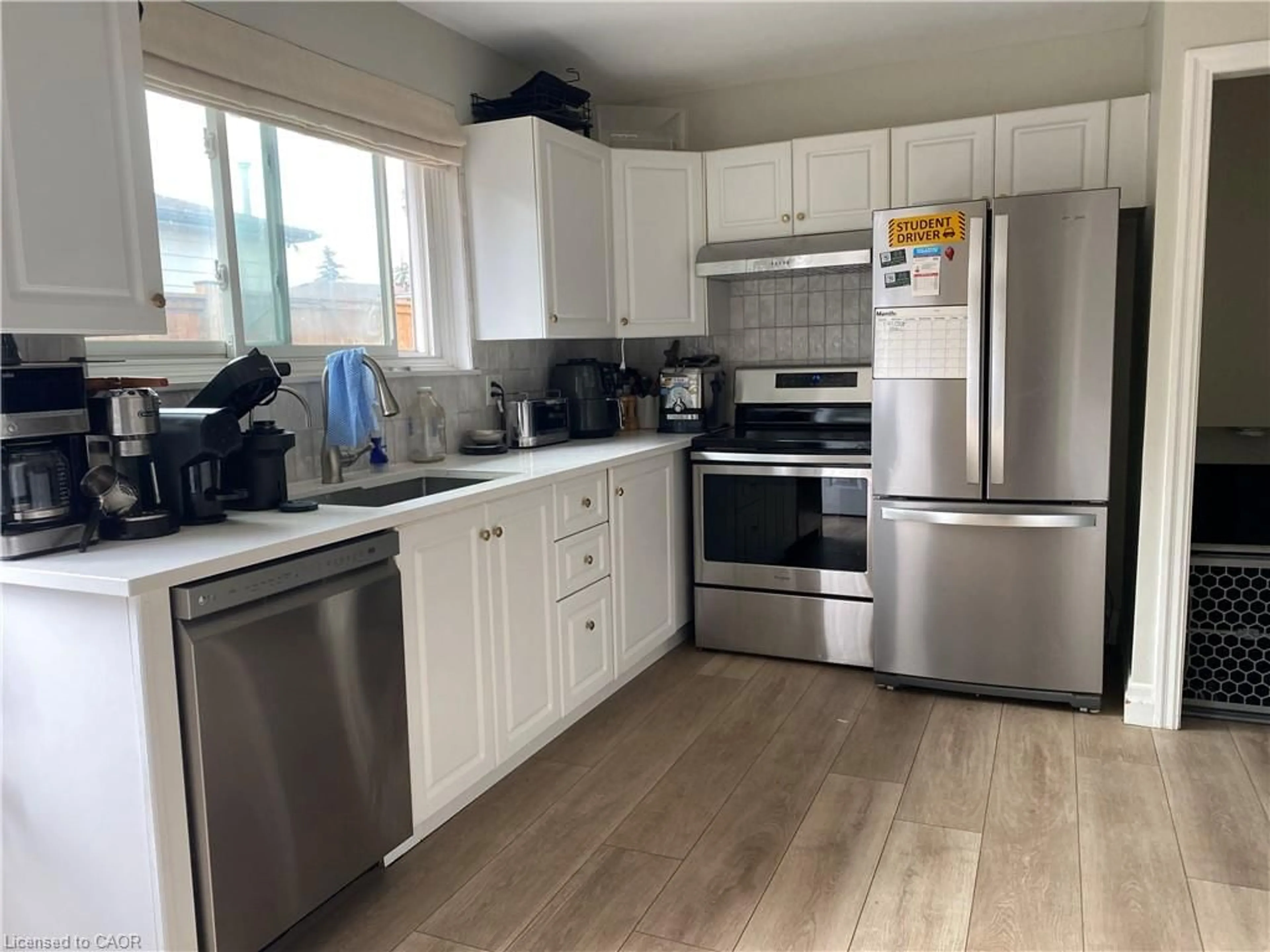 Open concept kitchen, unknown for 24 Queenslea Dr, Hamilton Ontario L8W 1G1