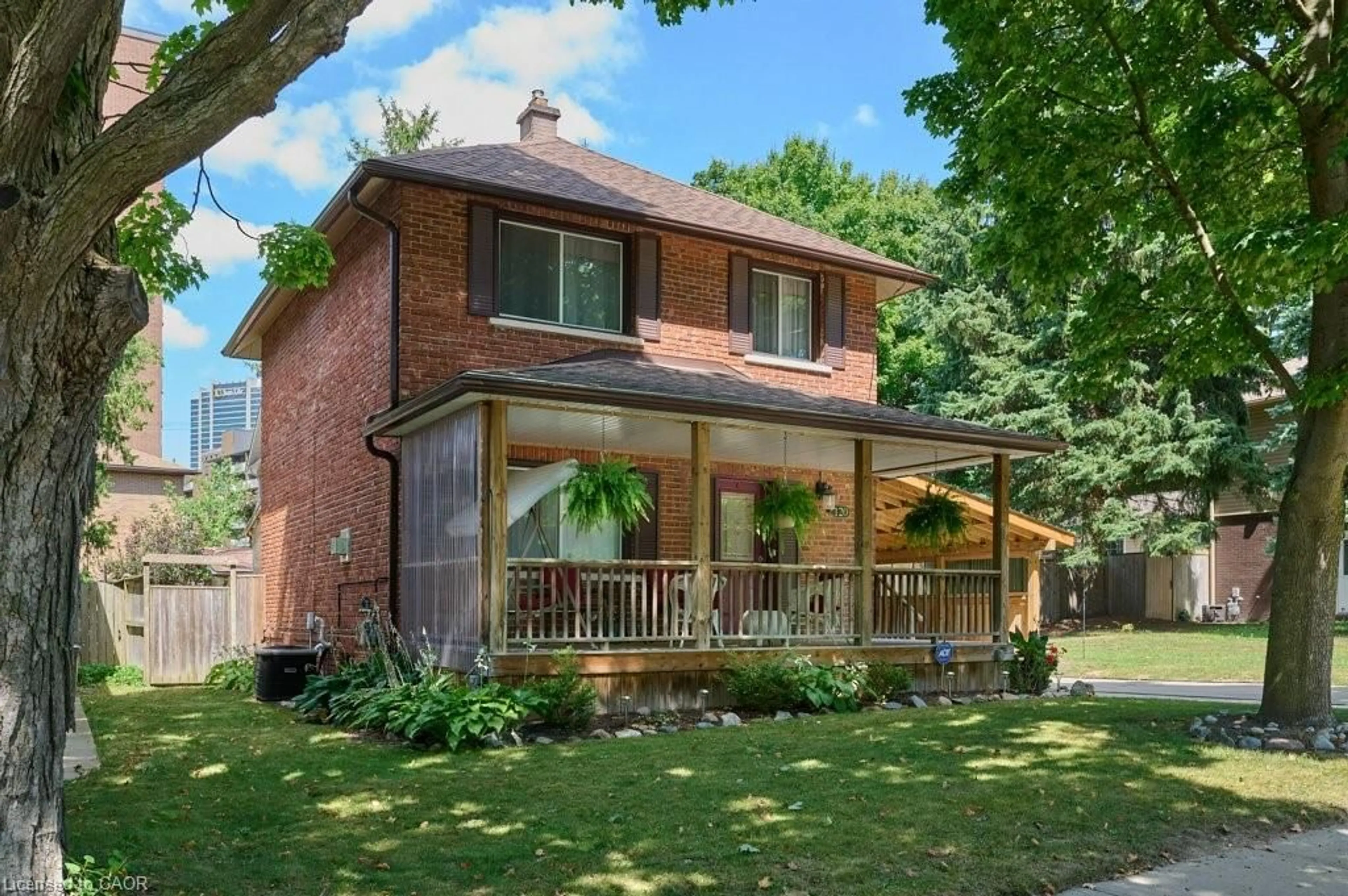Home with brick exterior material, street for 120 Wood St, Kitchener Ontario N2G 2H8