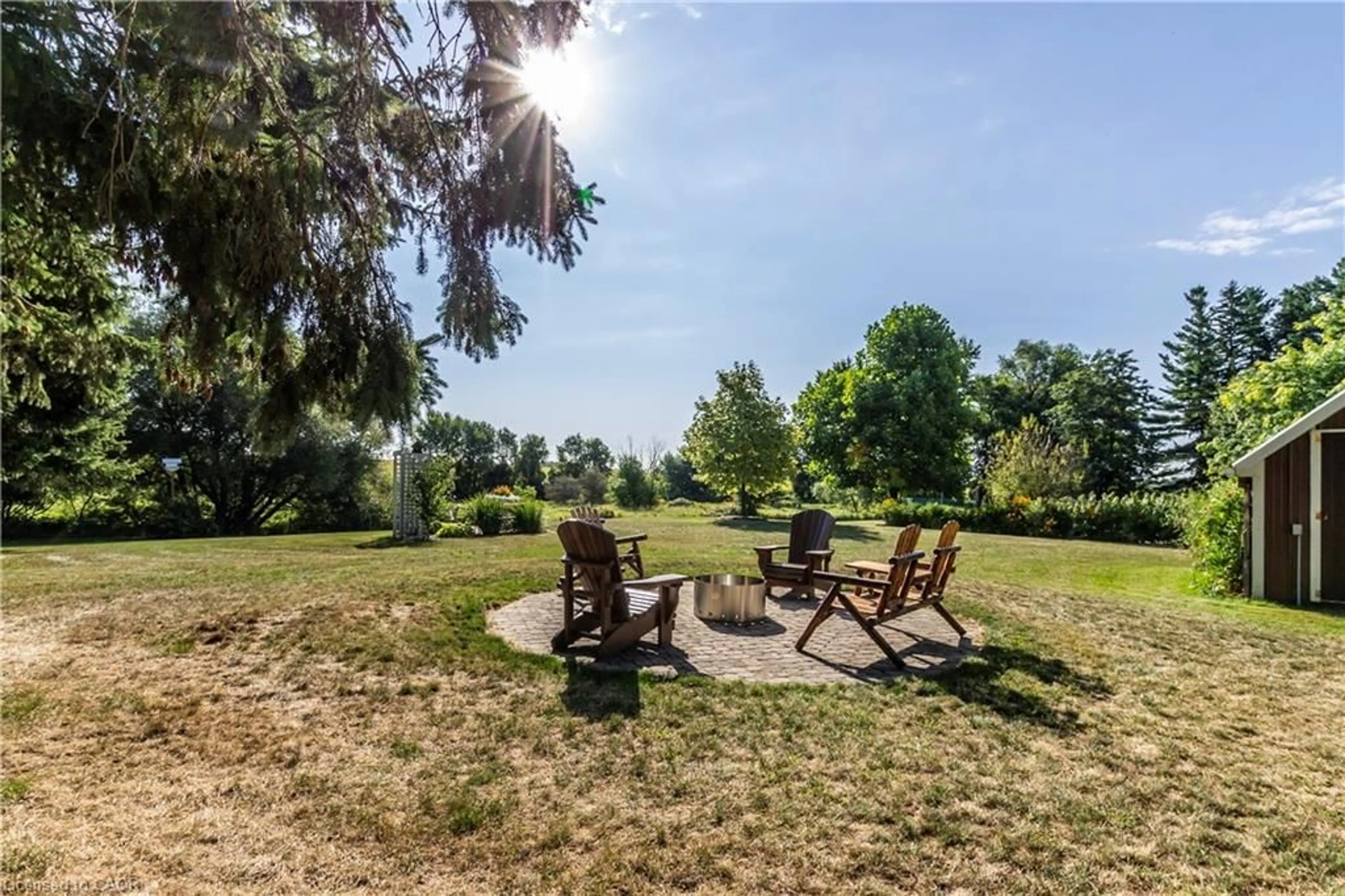 Patio, unknown for 886160 Oxford Road 8, Bright Ontario N0J 1B0