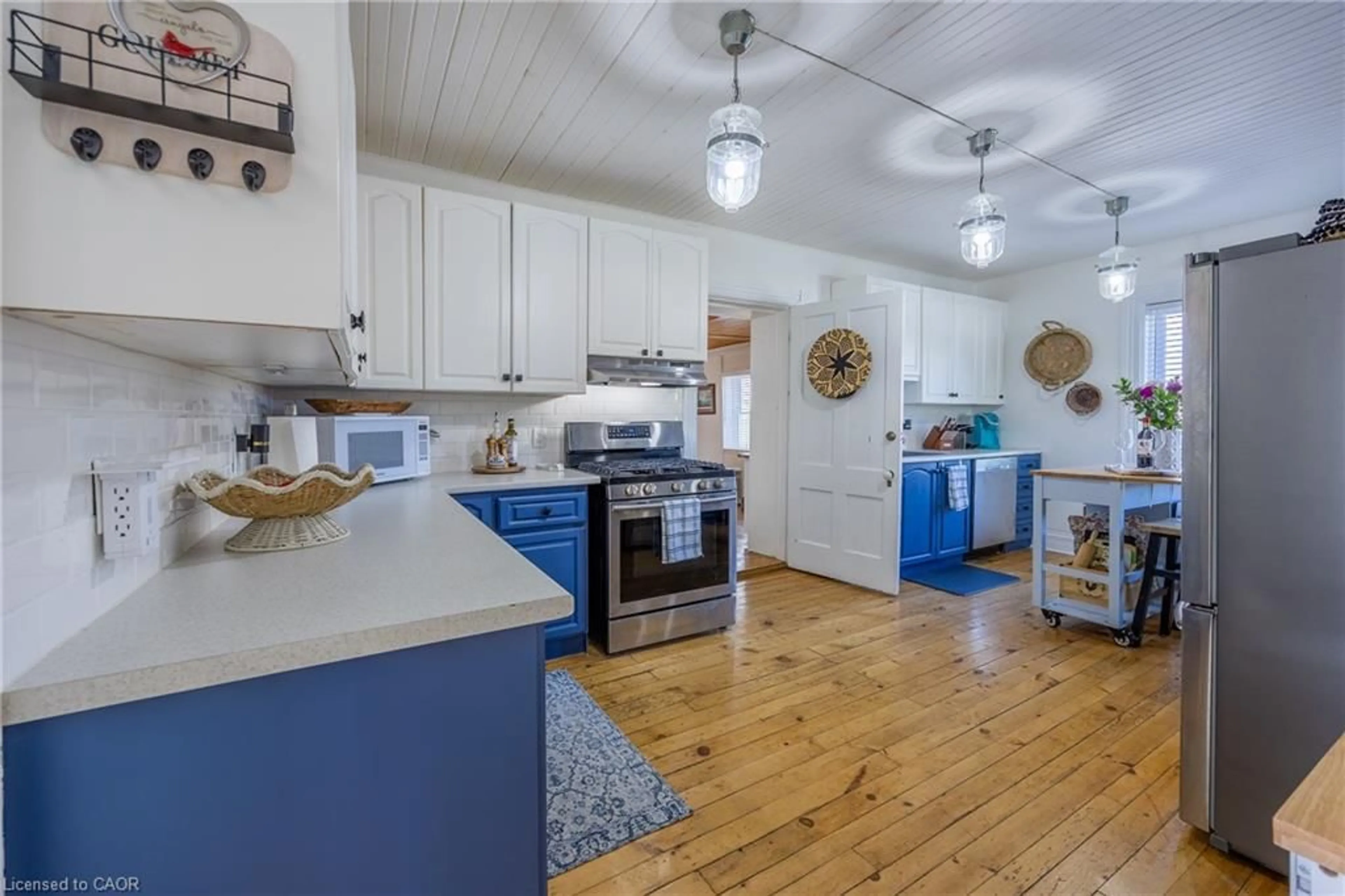 Open concept kitchen, unknown for 1047 Bay St, Port Rowan Ontario N0E 1M0