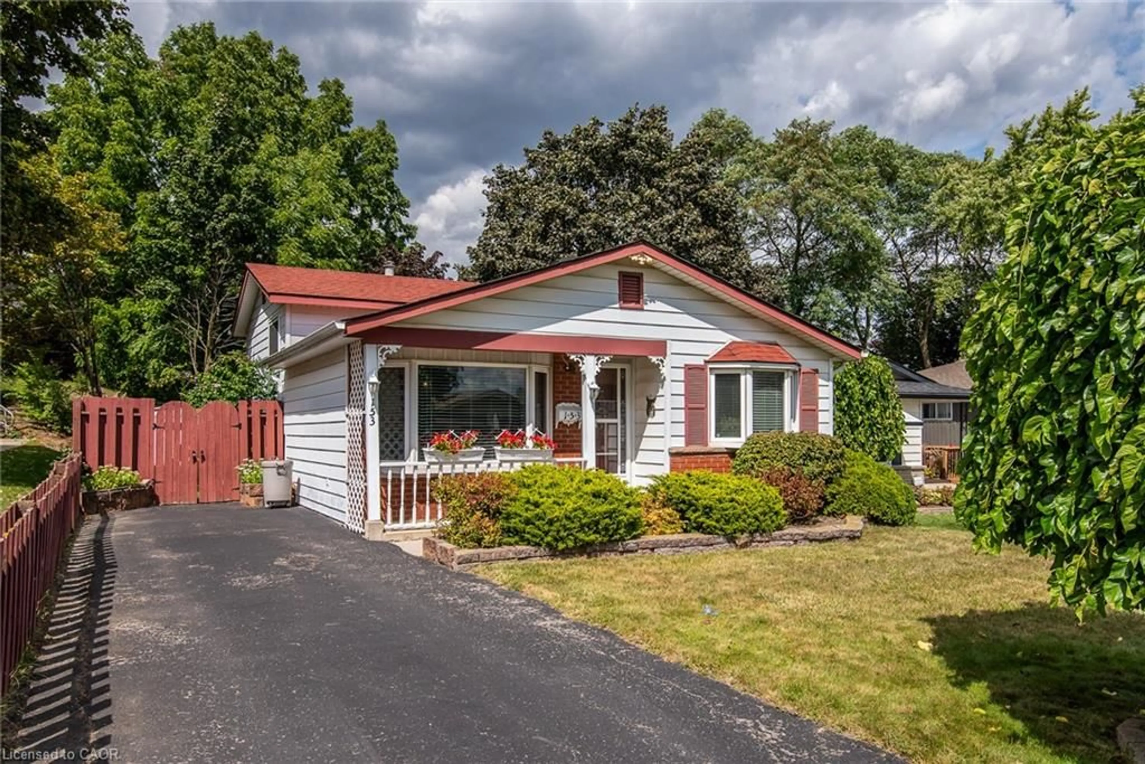 Home with vinyl exterior material, street for 153 Pinedale Dr, Kitchener Ontario N2E 1K2