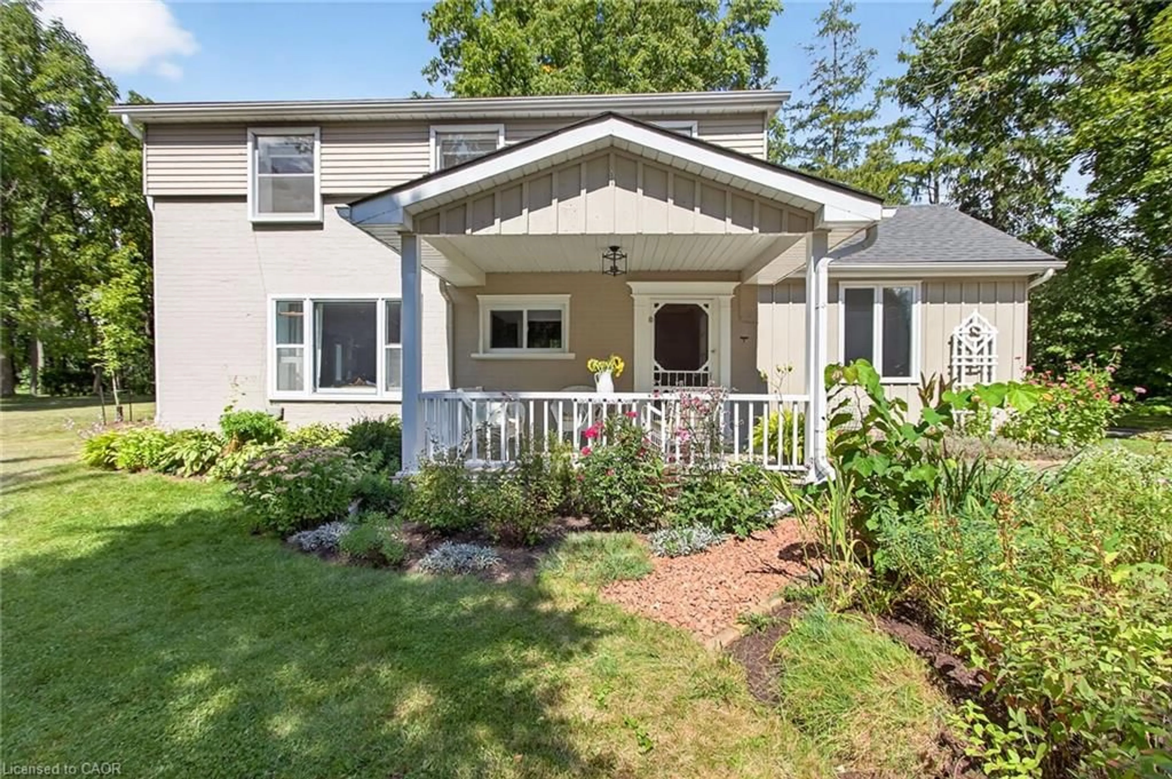 Home with vinyl exterior material, street for 236 Piper St, Ayr Ontario N0B 1E0