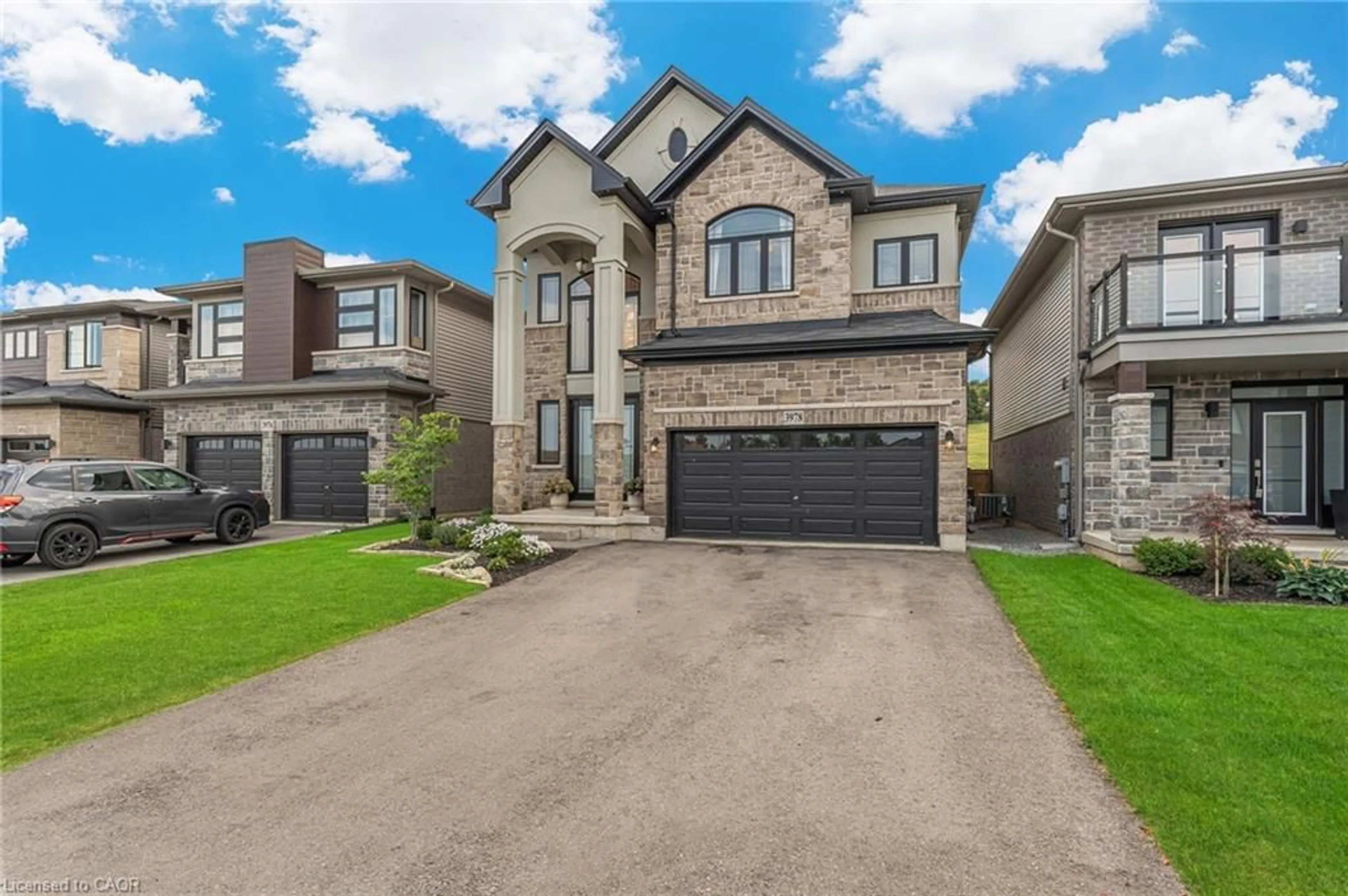 Home with brick exterior material, street for 3978 Highland Park Dr, Beamsville Ontario L3J 0T1