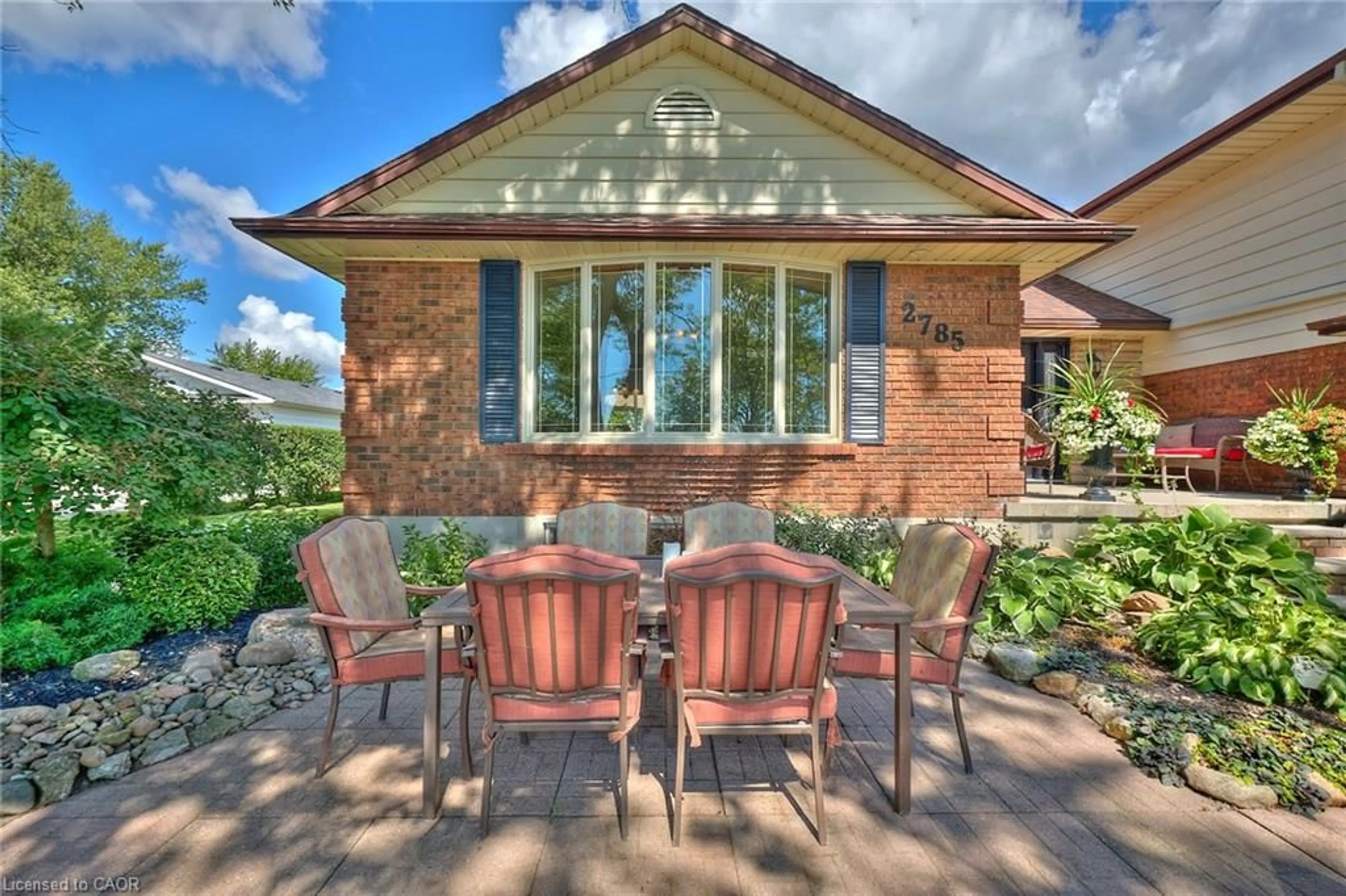Patio, water/lake/river/ocean view for 2785 Lakeshore Rd, Dunnville Ontario N1A 2W8