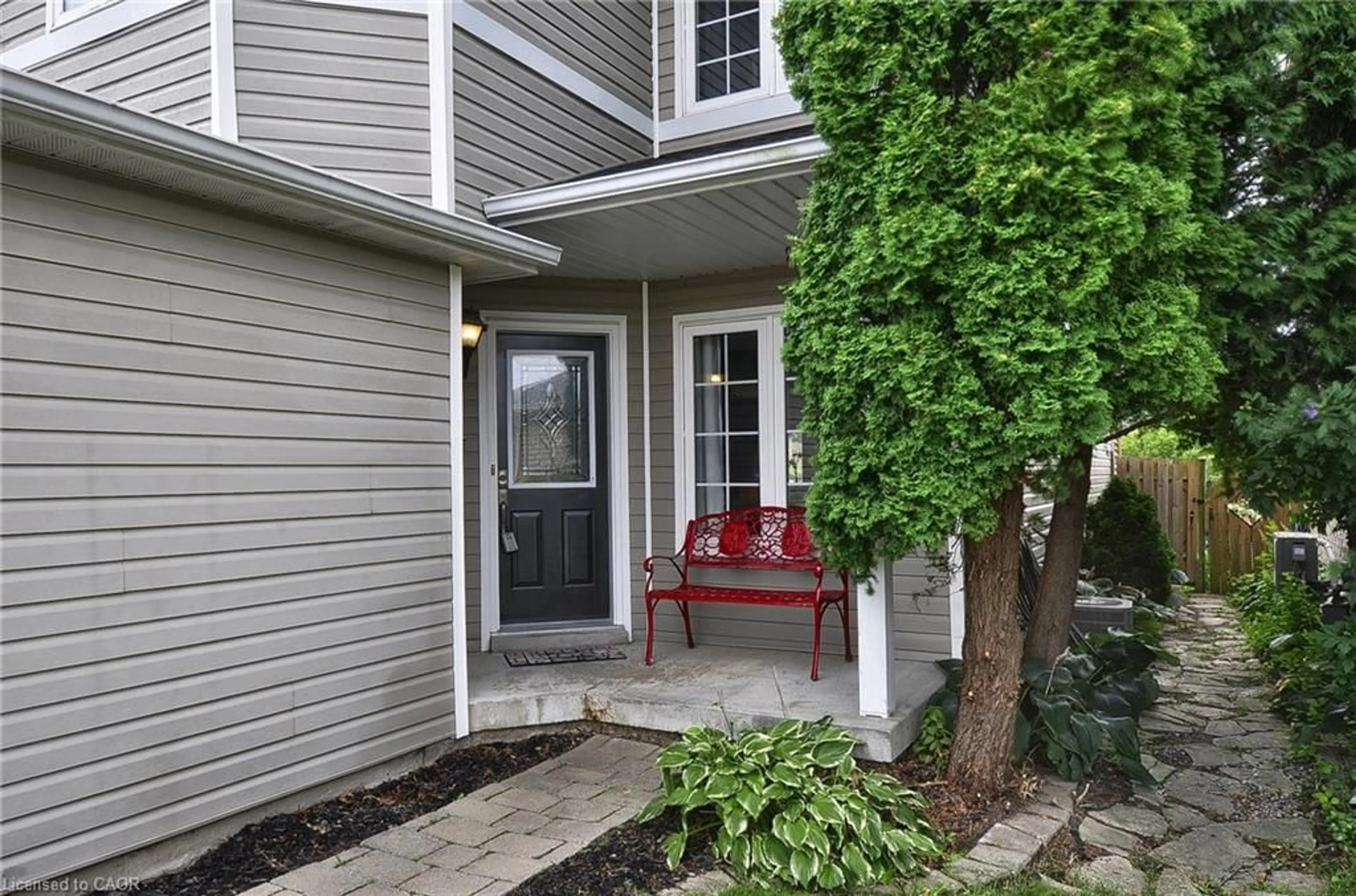 Unknown for 423 Langlaw Dr, Cambridge Ontario N1P 1H3