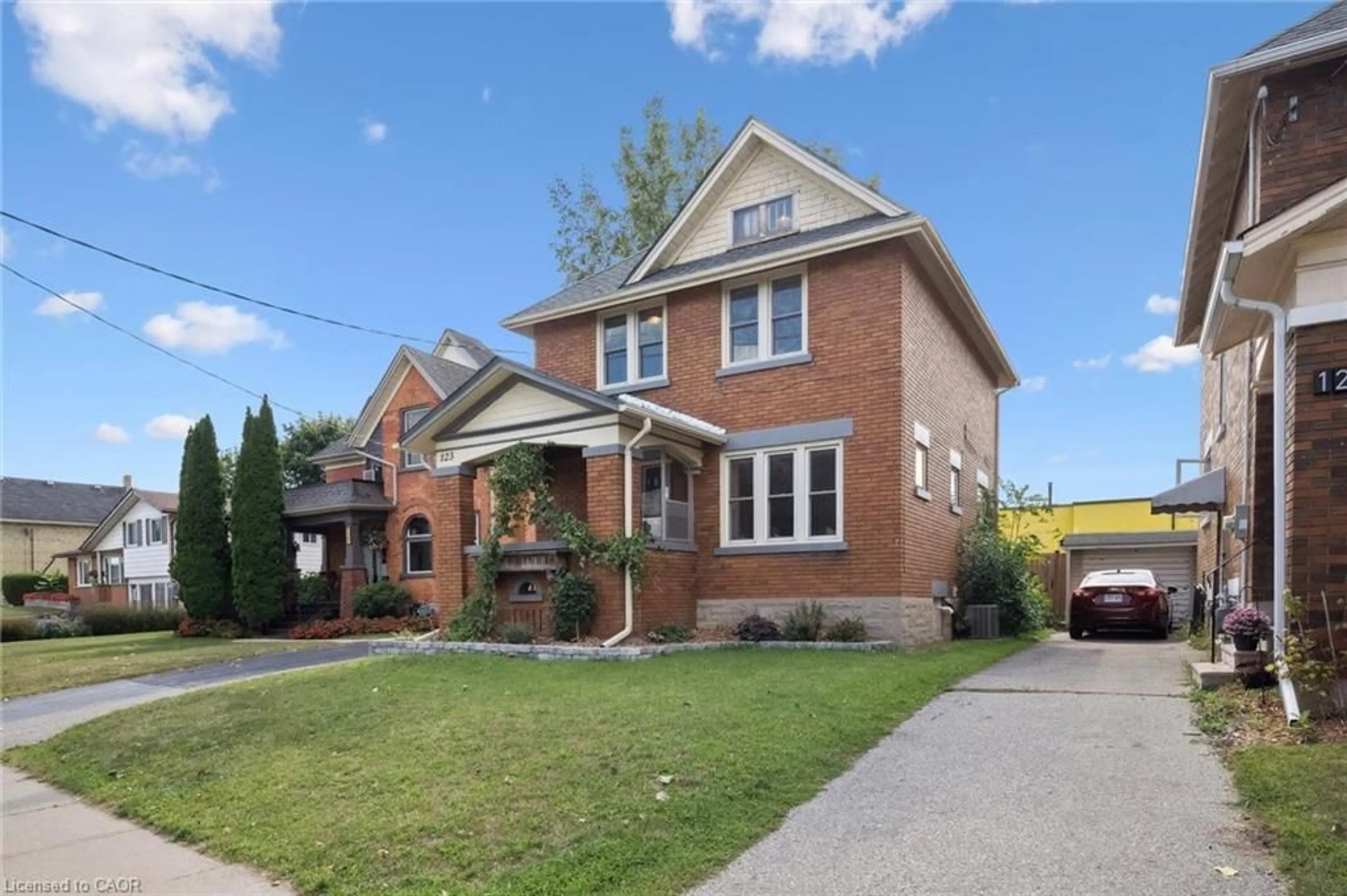 Home with brick exterior material, street for 123 Strange St, Kitchener Ontario N2G 1R4