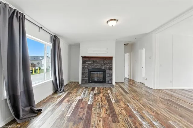 45 Riverbend Cres, Nanticoke 5