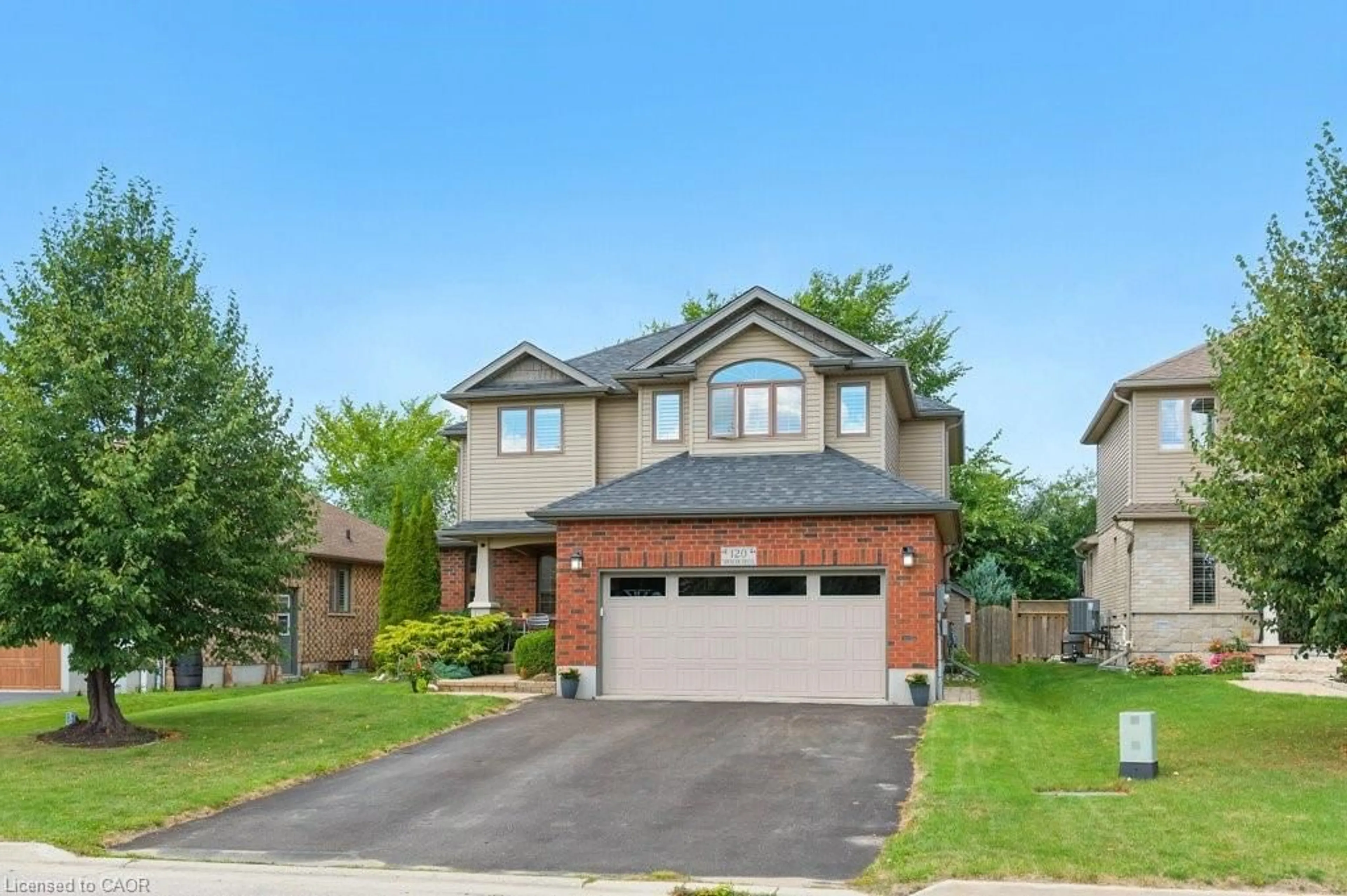 Home with brick exterior material, street for 120 Spencer Dr, Elora Ontario N0B 1S0