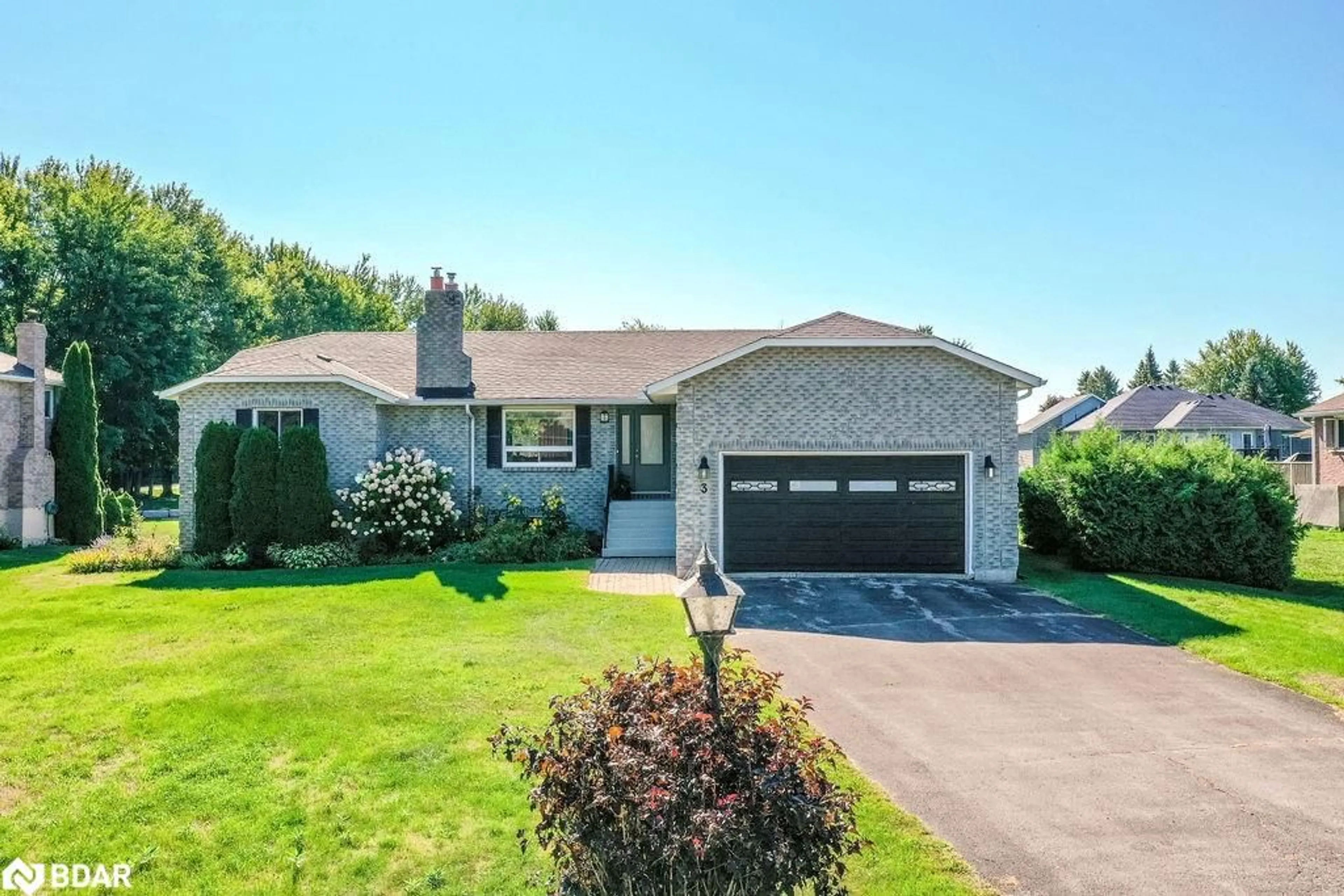 Unknown for 3 Maple Gate, Brechin Ontario L0K 1B0