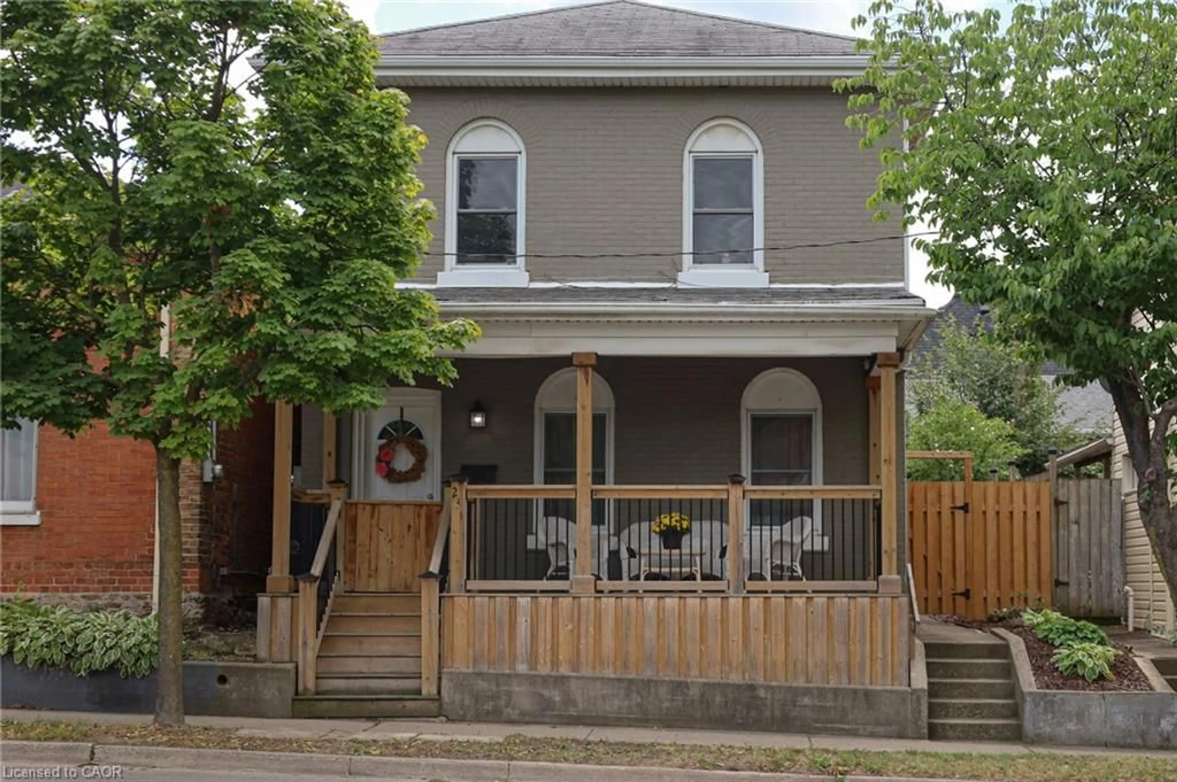 Patio, street for 231 Dalhousie St, Brantford Ontario N3S 3V1