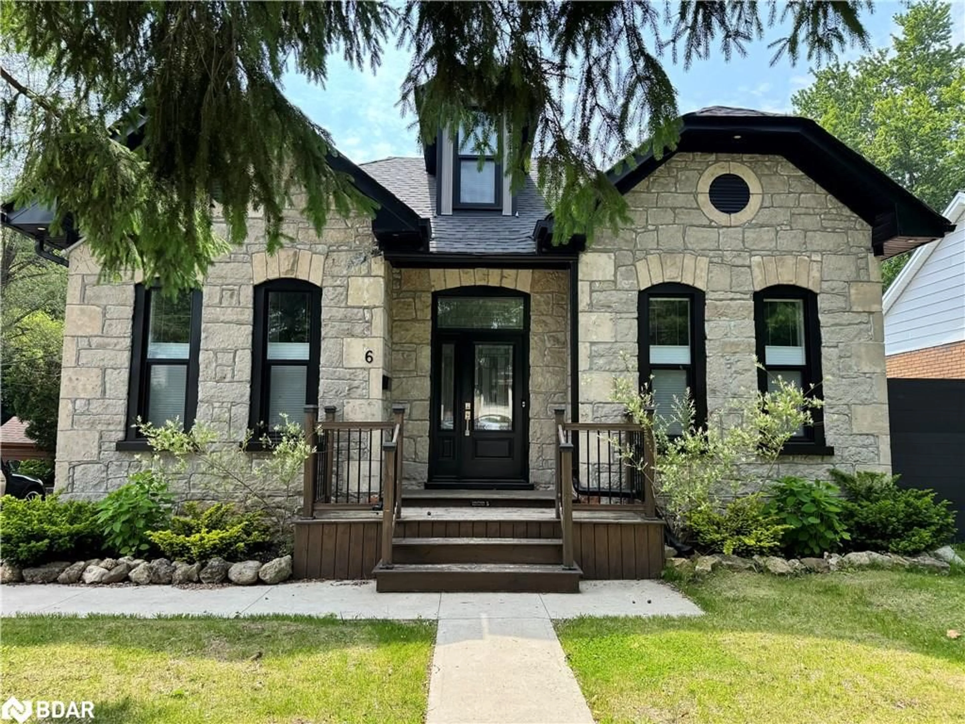 Home with brick exterior material, street for 6 Elgin St, Cambridge Ontario N1R 5G7