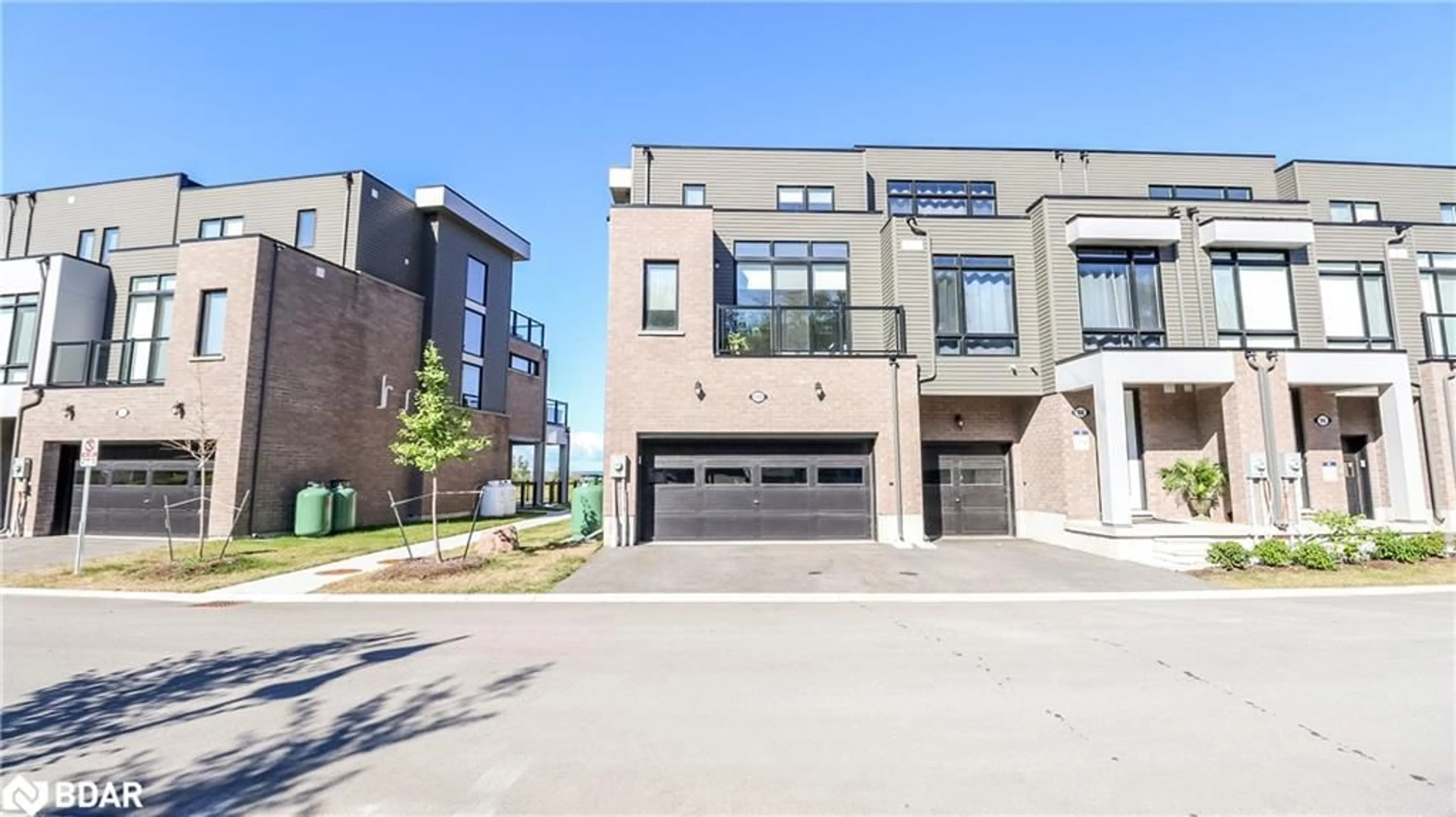 Home with brick exterior material, street for 100 Marina Village Dr, Port Severn Ontario L0K 1S0