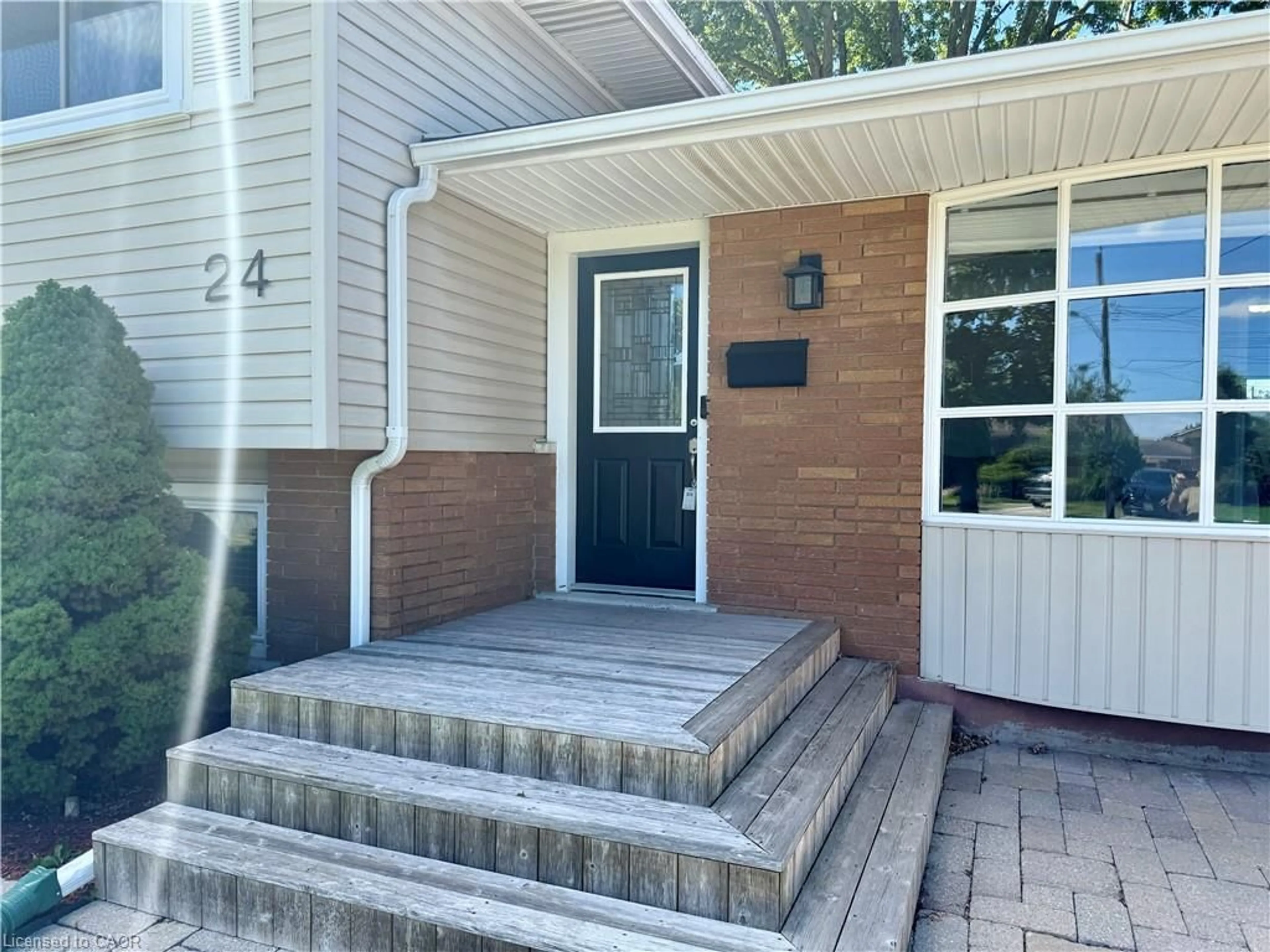 Unknown for 24 Gladys Ave, Welland Ontario L3B 1G2
