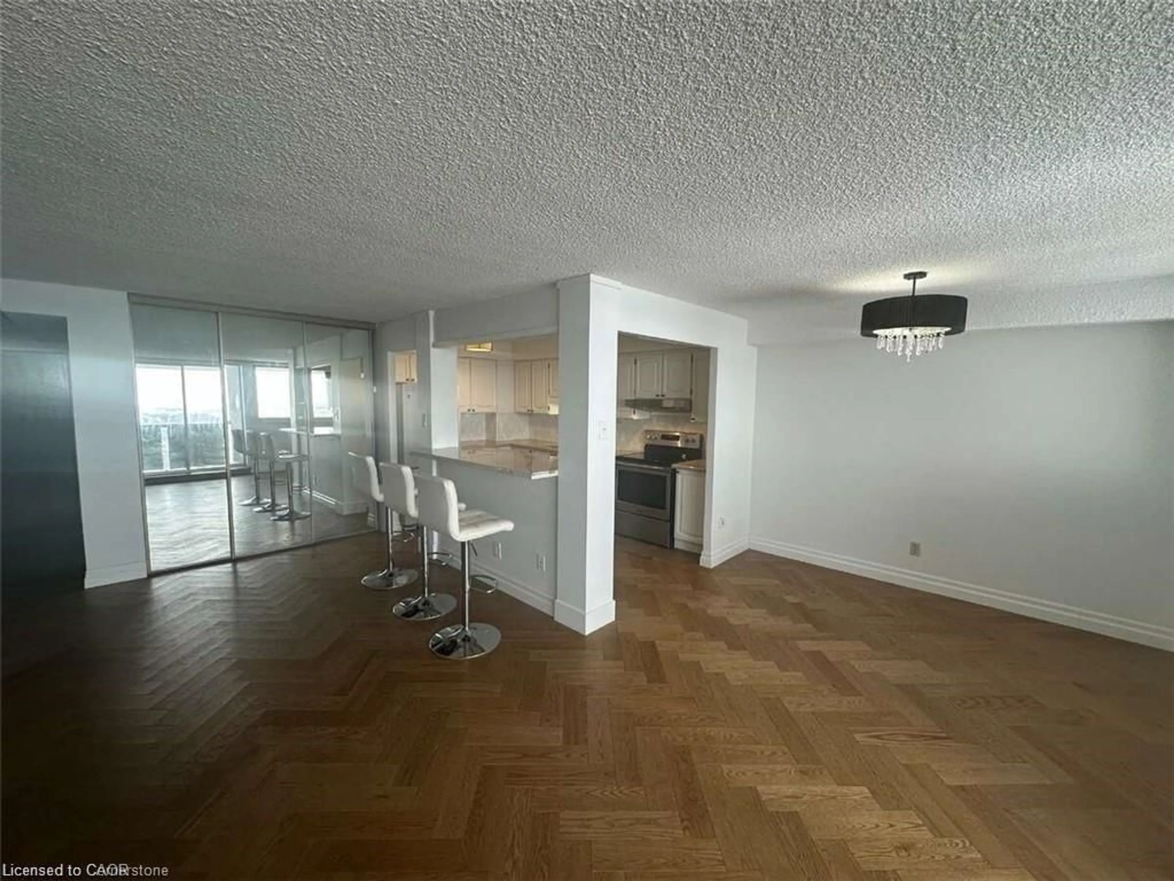 A pic of a room for 375 King St #1907, Waterloo Ontario N2J 4L6