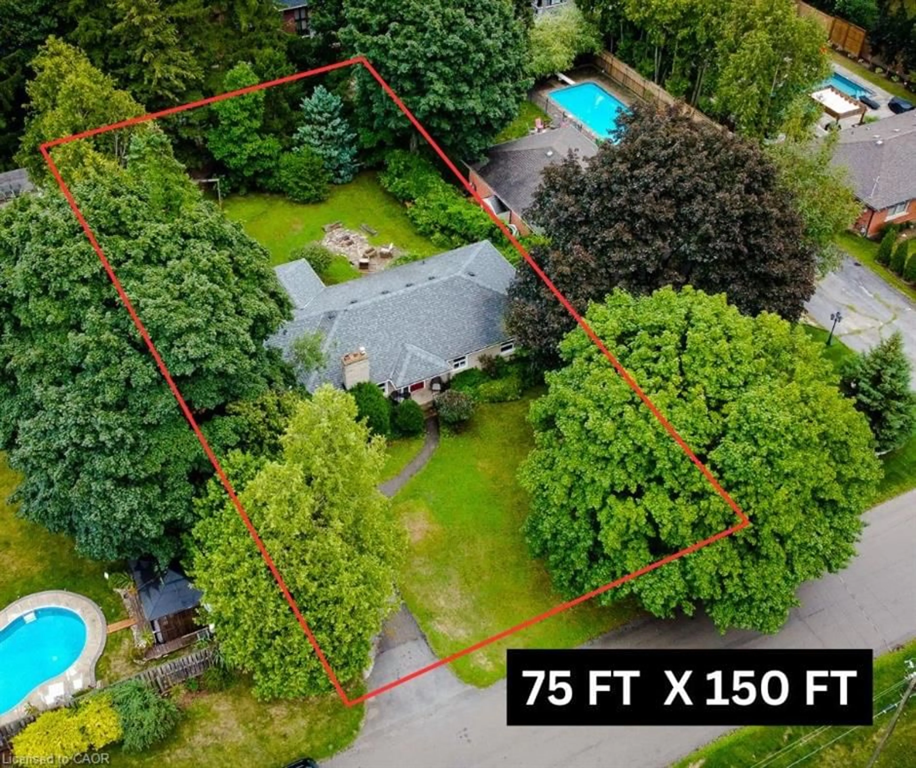 A pic from outside/outdoor area/front of a property/back of a property/a pic from drone, street for 371 Robina Rd, Ancaster Ontario L9G 2L9