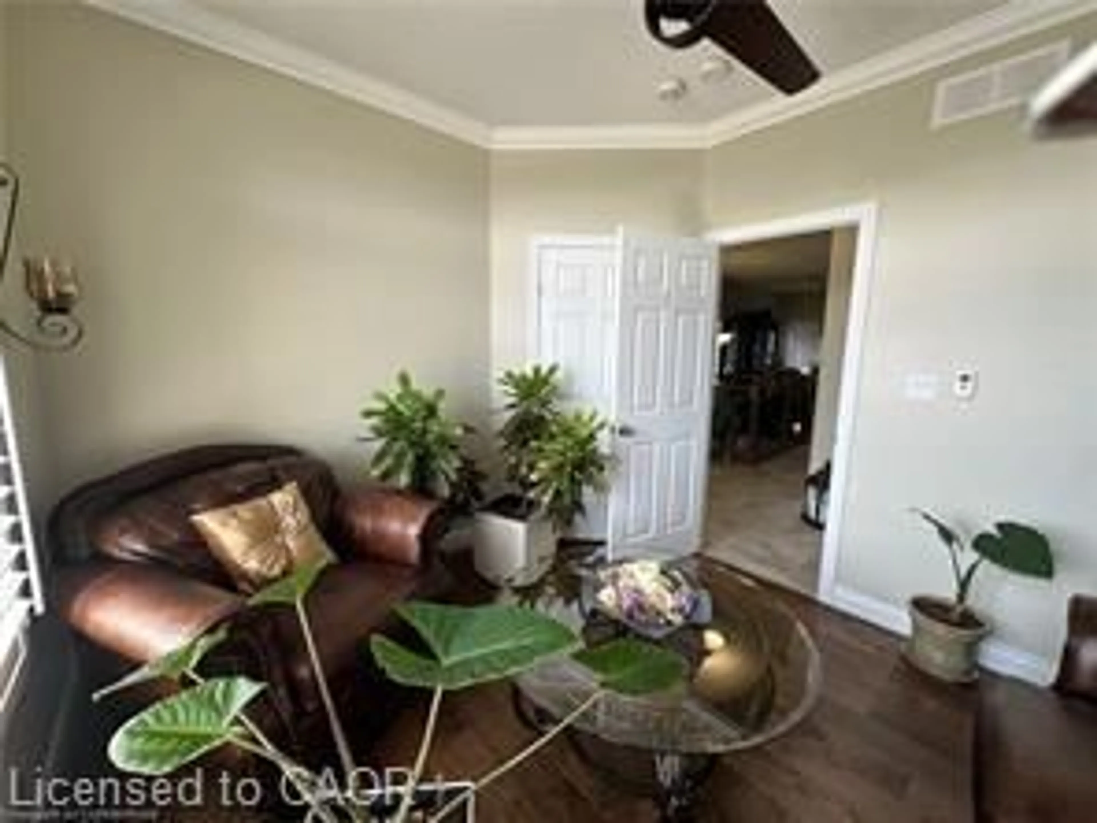 A pic of a room for 64 English Cres, Plattsville Ontario N0J 1S0