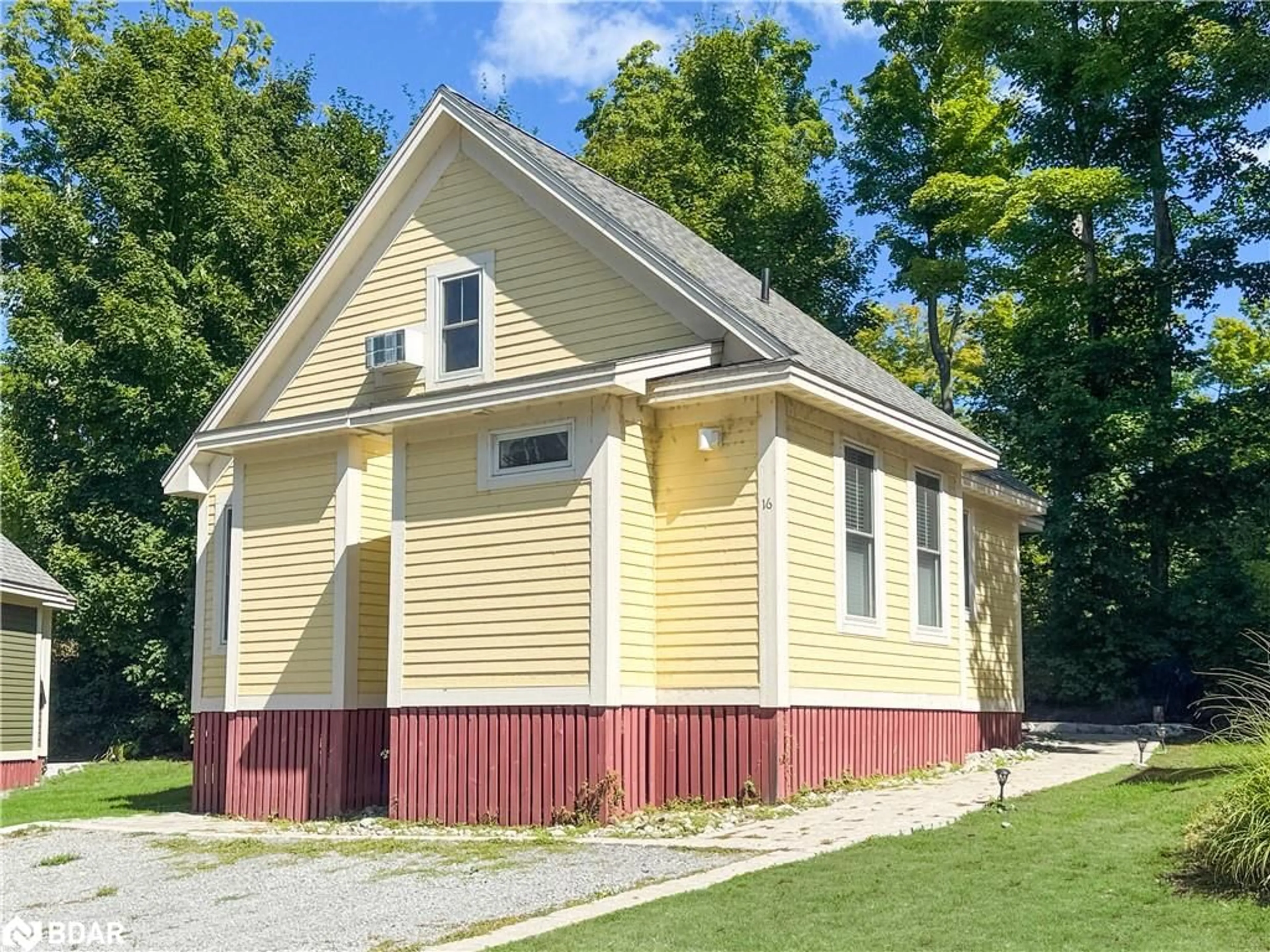 Home with vinyl exterior material, building for 16 Hollow Lane Lane #191, Prince Edward County Ontario K0K 1P0