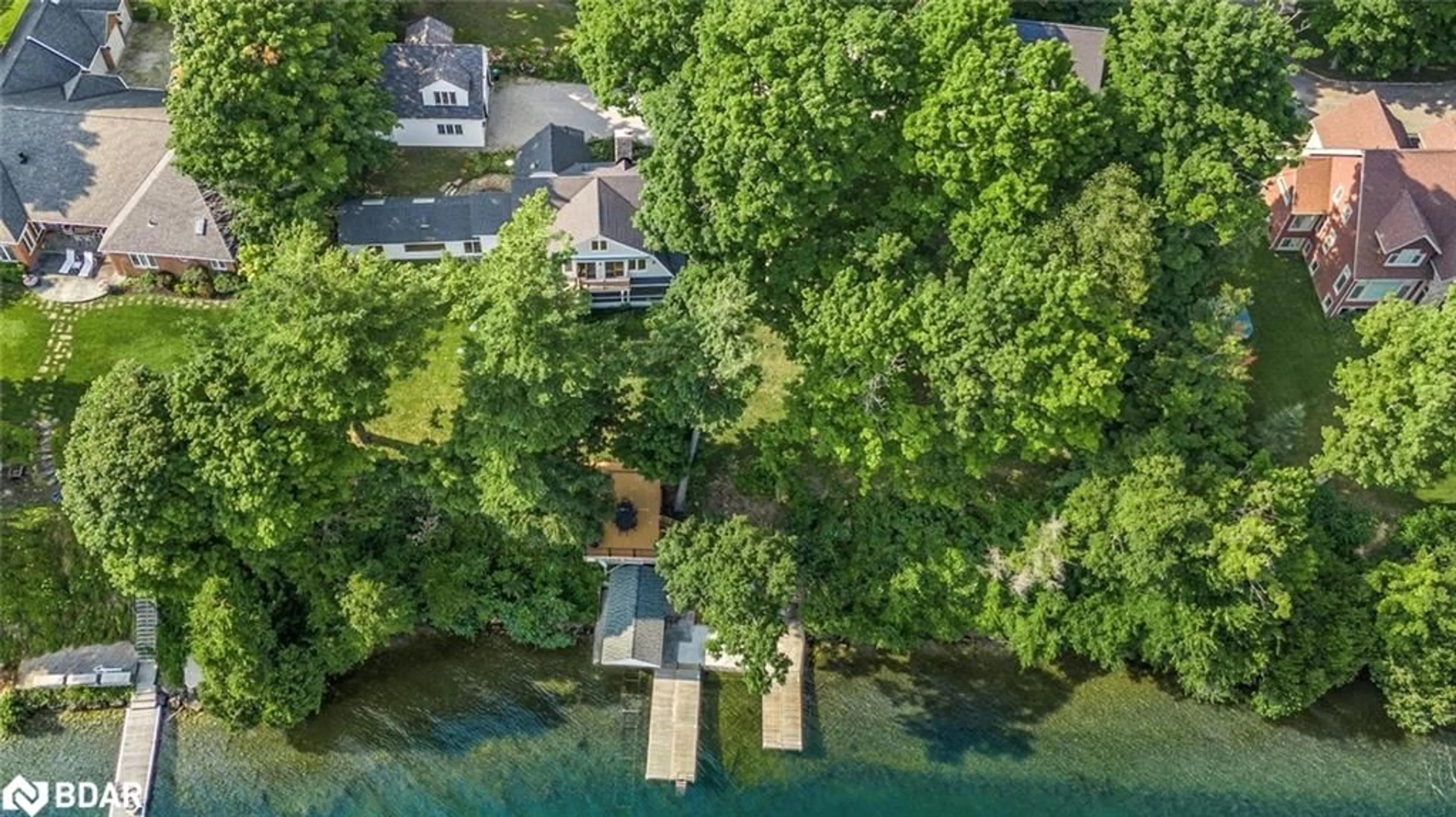 A pic from outside/outdoor area/front of a property/back of a property/a pic from drone, water/lake/river/ocean view for 209 Bay Street St, Shanty Bay Ontario L0L 2L0