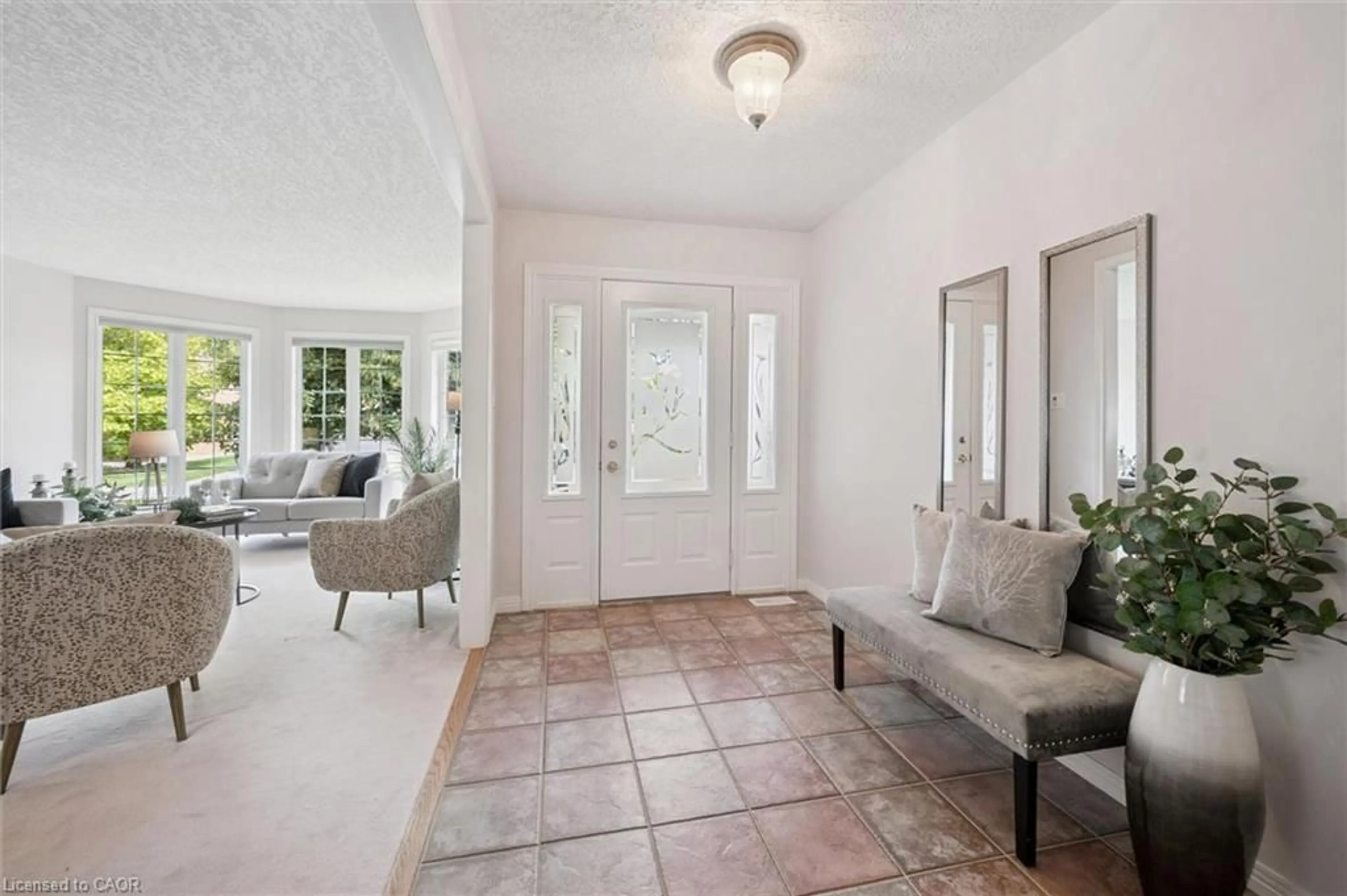 Indoor entryway for 153 Golf Links Dr #139, Baden Ontario N3A 3N8