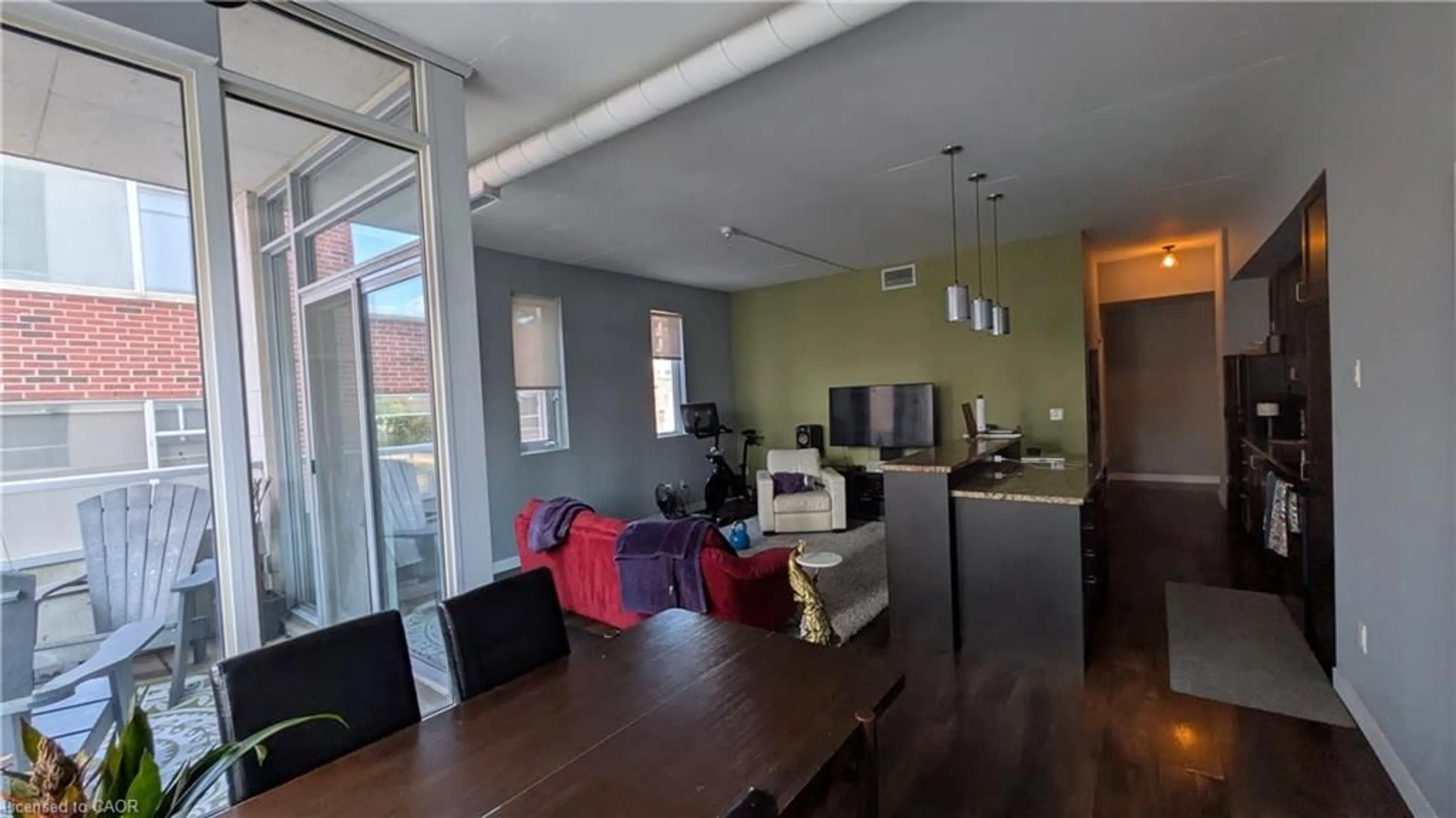 Unknown for 191 King St #213, Waterloo Ontario N2J 1R1