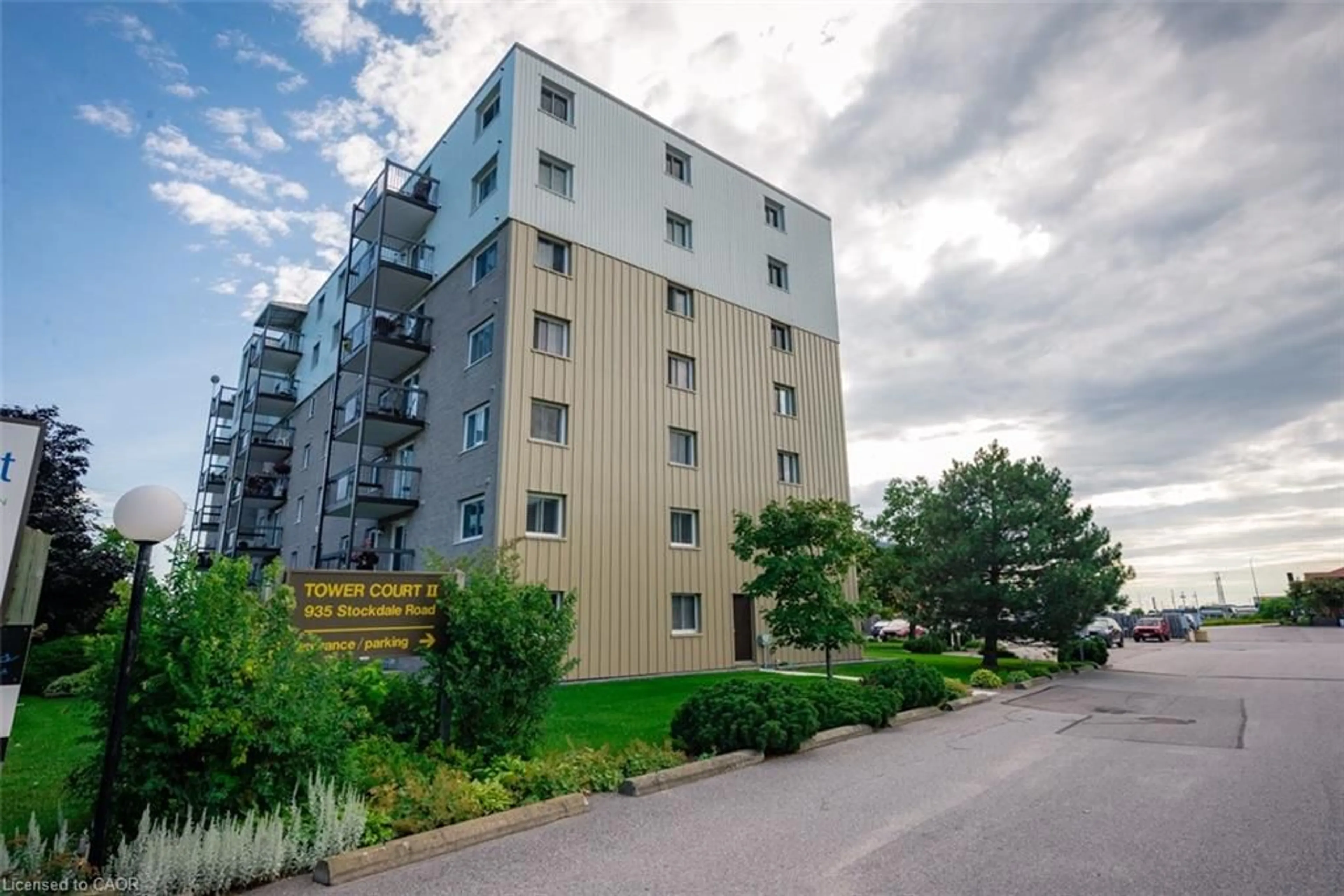 Unknown for 935 Stockdale Rd #305, North Bay Ontario P1B 9L7