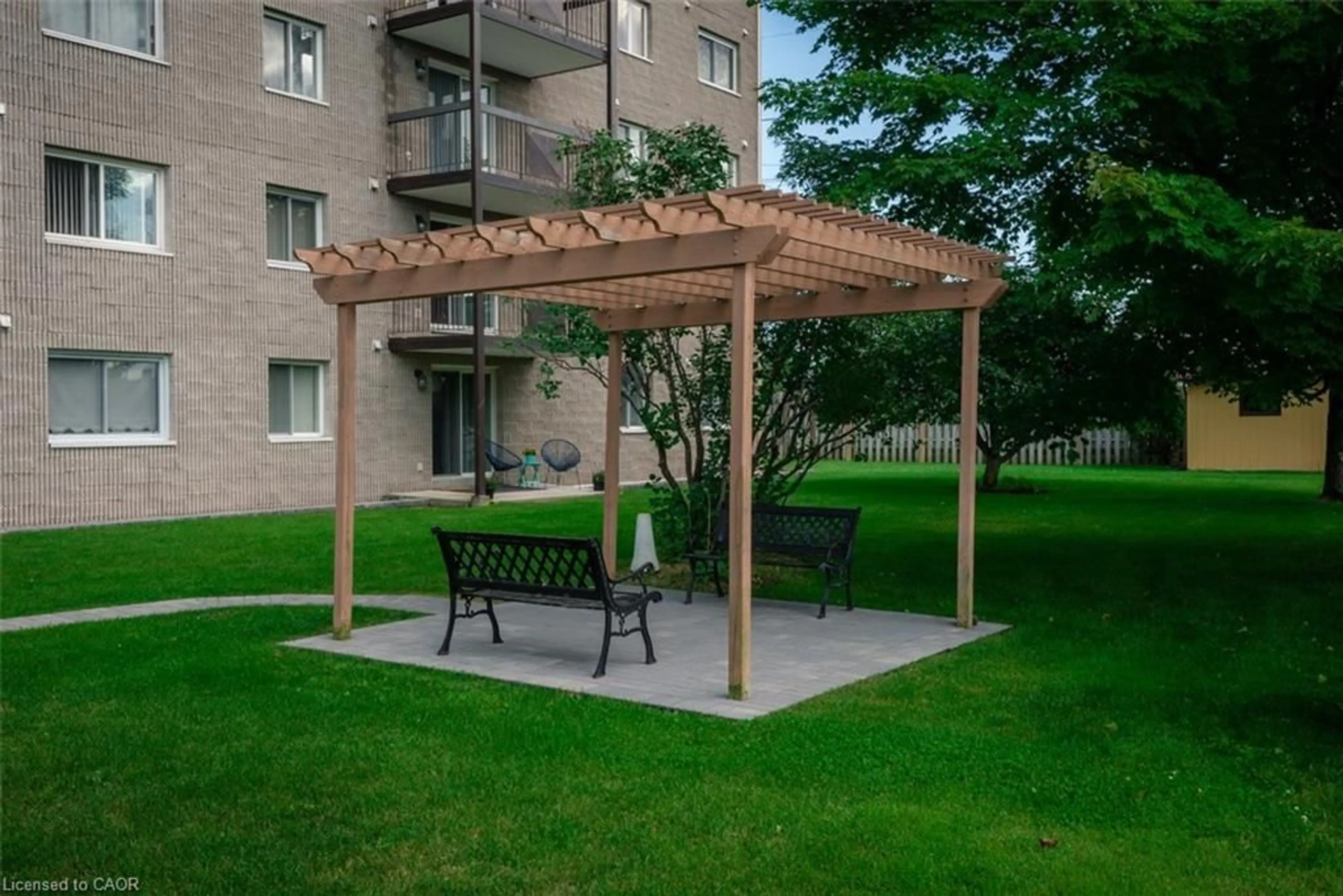 Patio, unknown for 935 Stockdale Rd #305, North Bay Ontario P1B 9L7