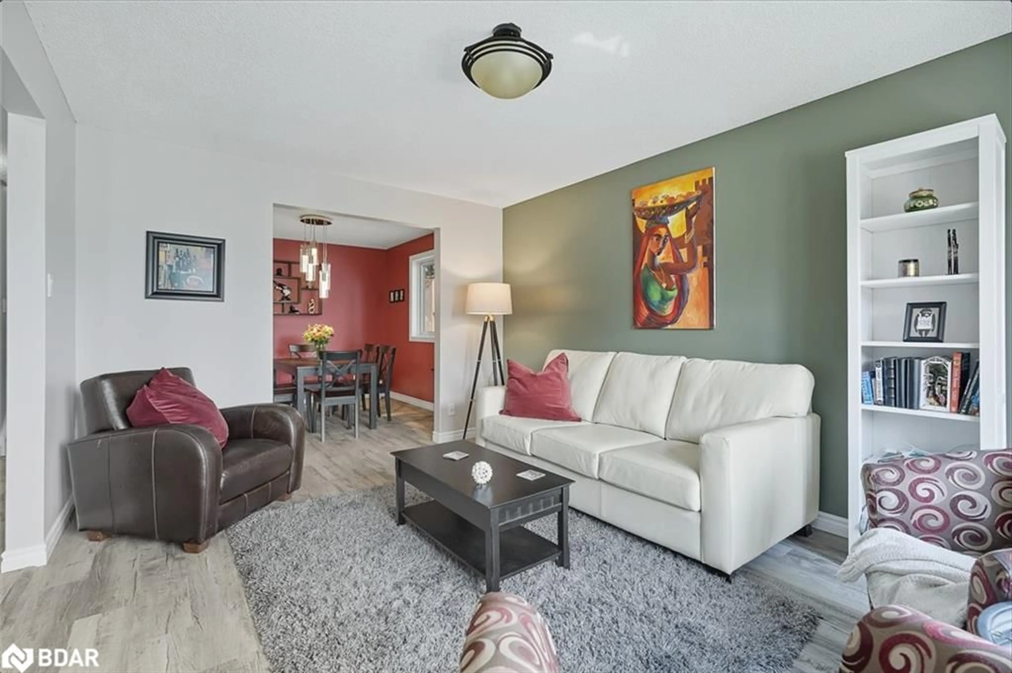 Living room with furniture, unknown for 286 Tagge Cres, Kitchener Ontario N2K 3R7