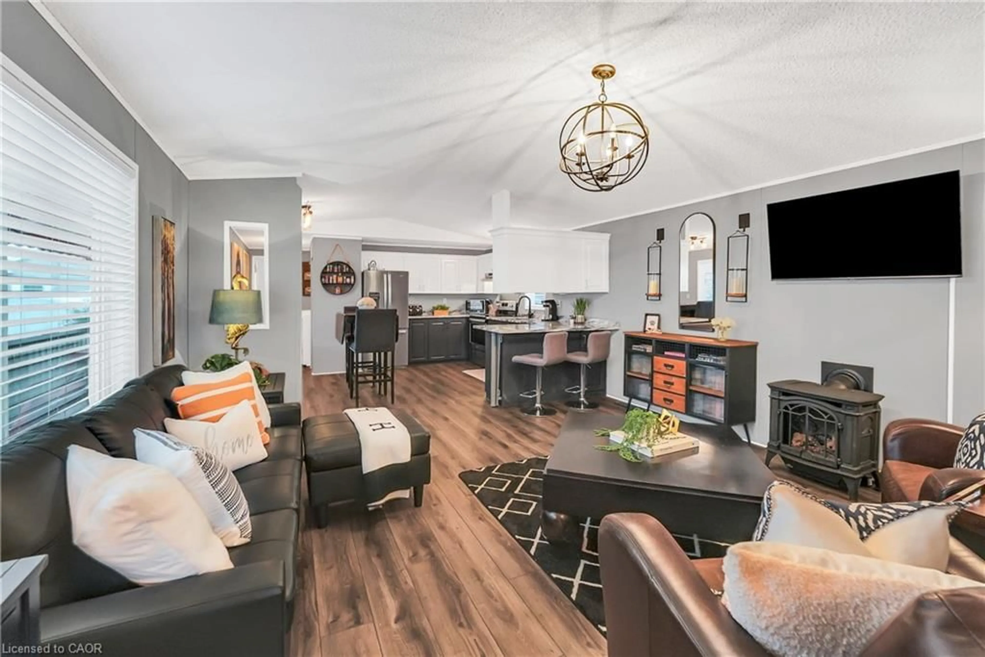 Open concept kitchen, unknown for 4575 Rebecca Lane, Beamsville Ontario L3J 0W1