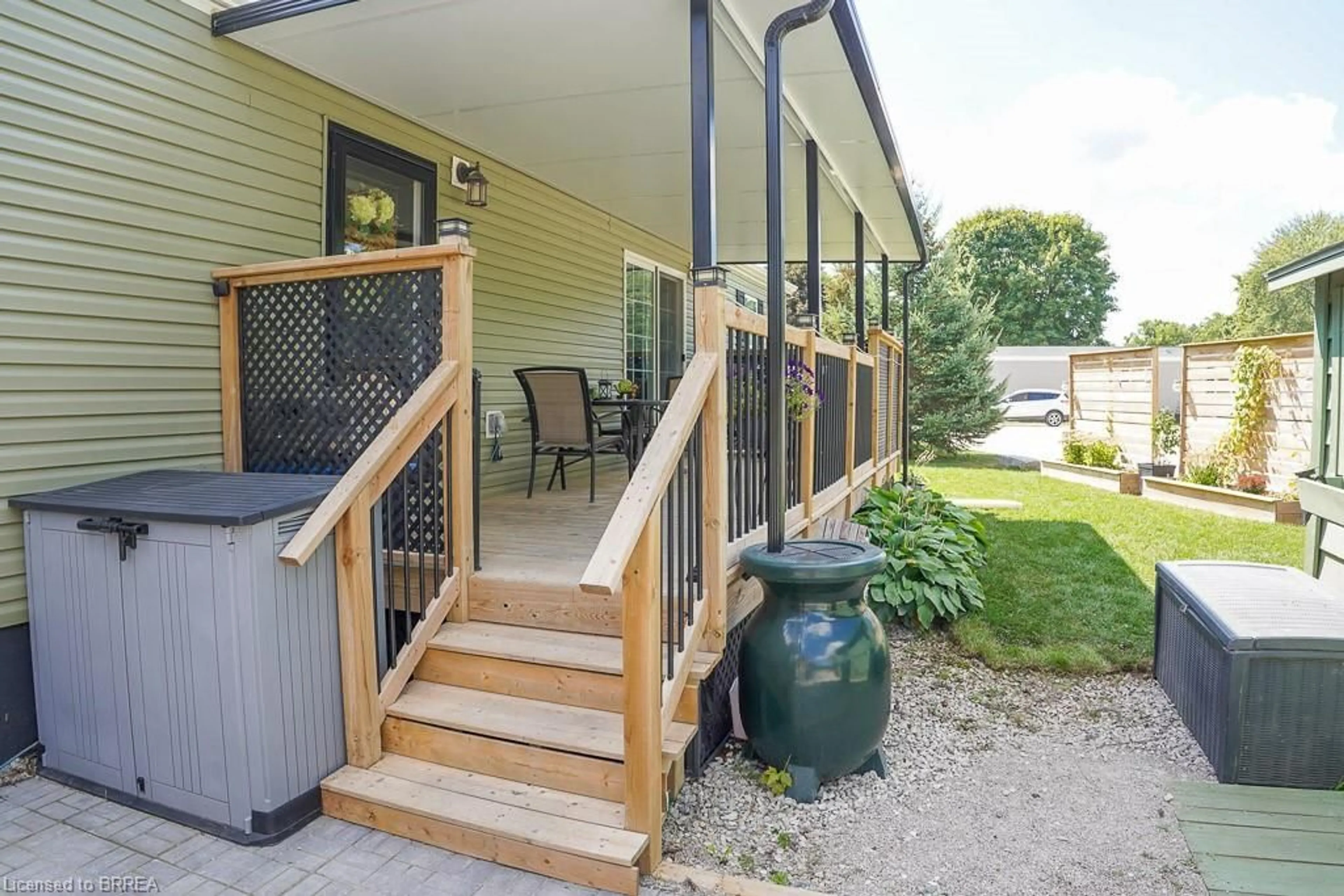 Patio, unknown for 99 Fourth Concession Rd #729, Burford Ontario N0E 1A0
