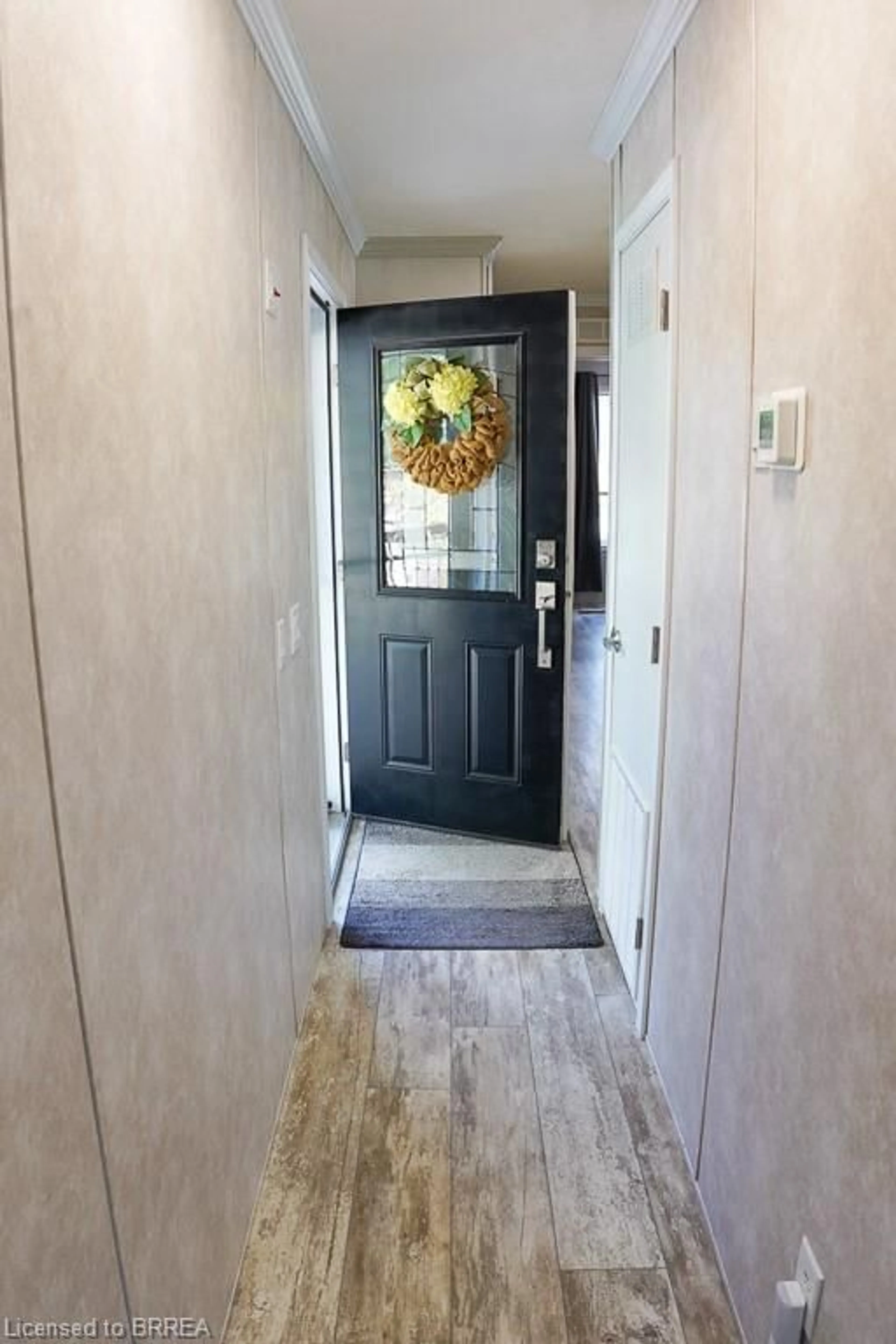 Indoor entryway for 99 Fourth Concession Rd #729, Burford Ontario N0E 1A0