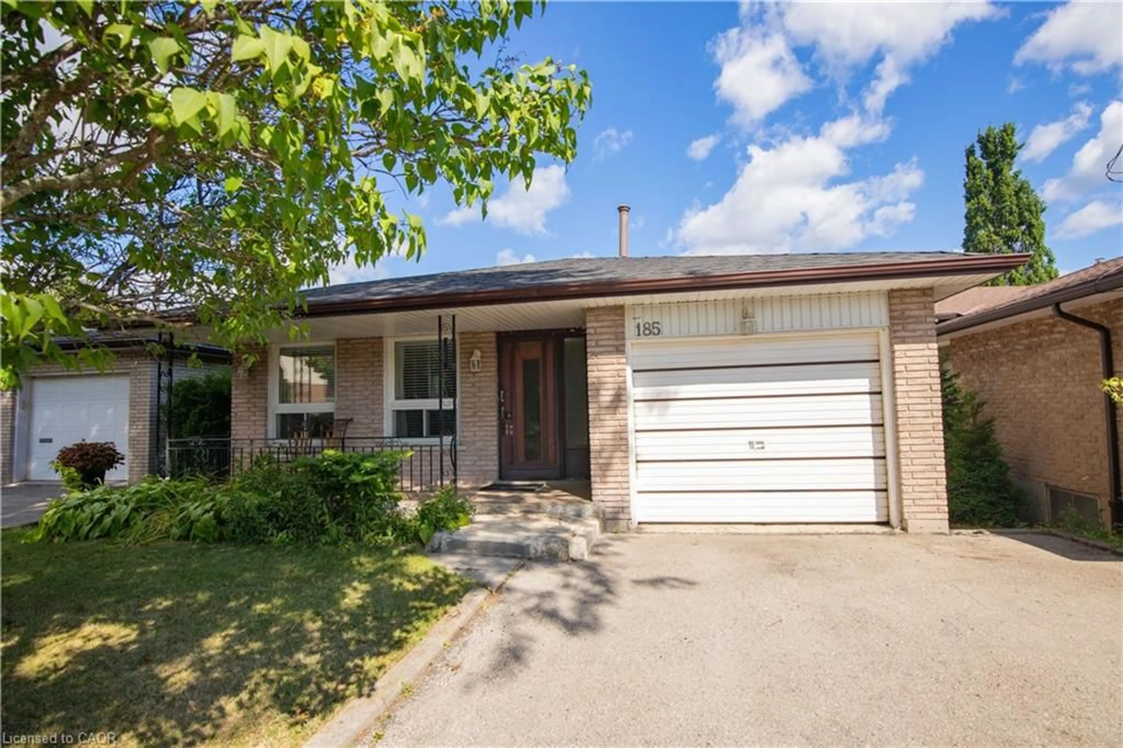 Home with brick exterior material, street for 185 Lavina Cres, Hamilton Ontario L9C 5S8