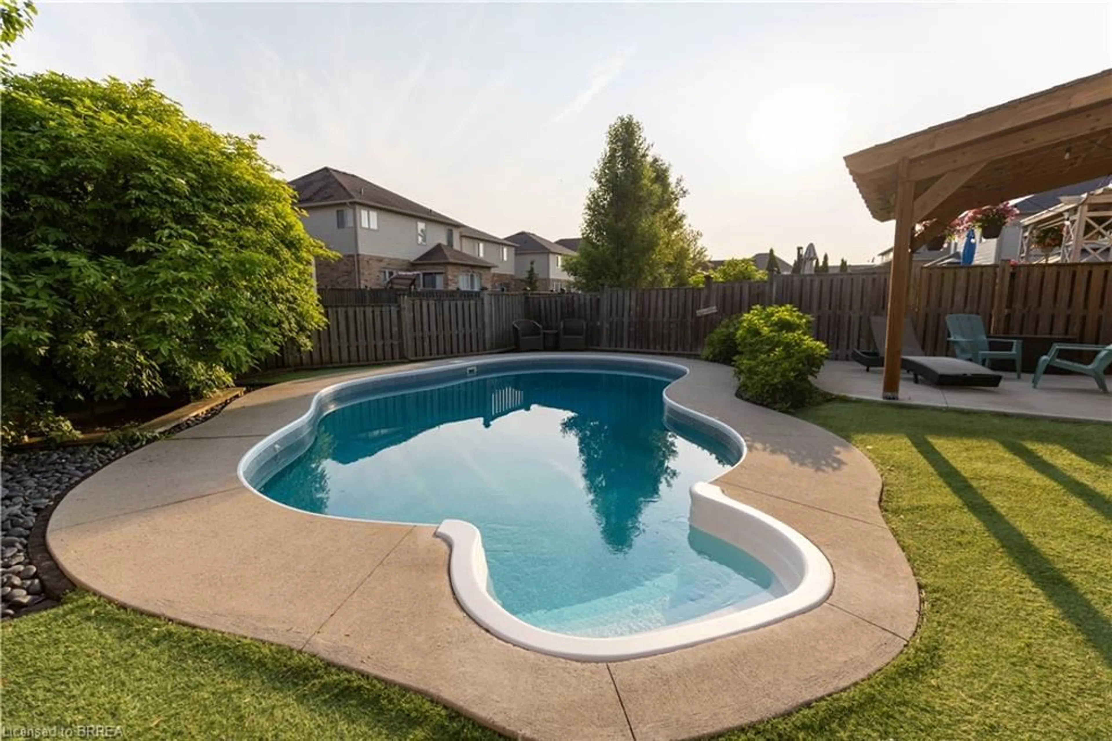Pool for 81 Windwood Dr, Binbrook Ontario L0R 1C0