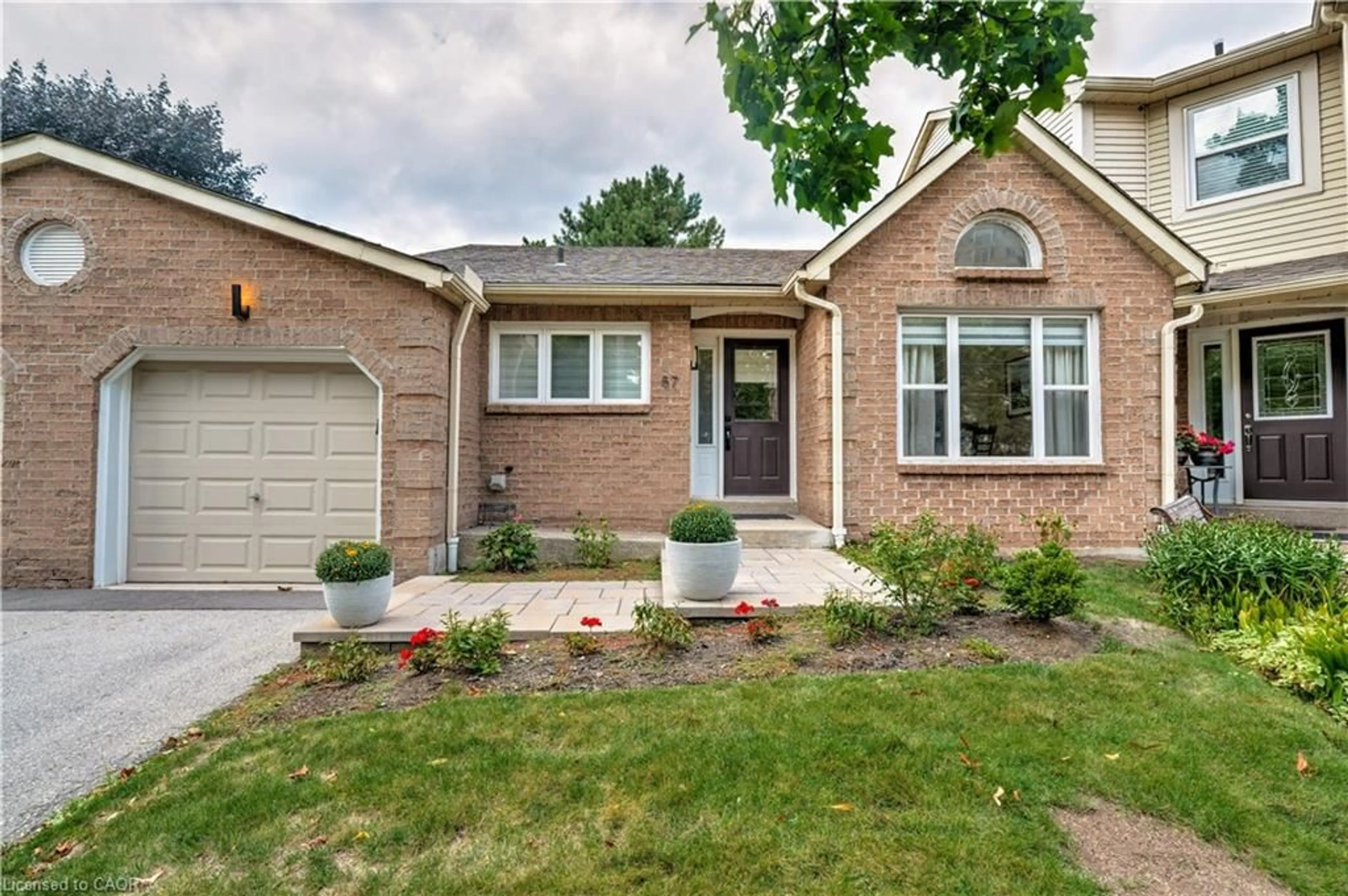 Home with brick exterior material, street for 5255 Lakeshore Rd #57, Burlington Ontario L7L 5X9