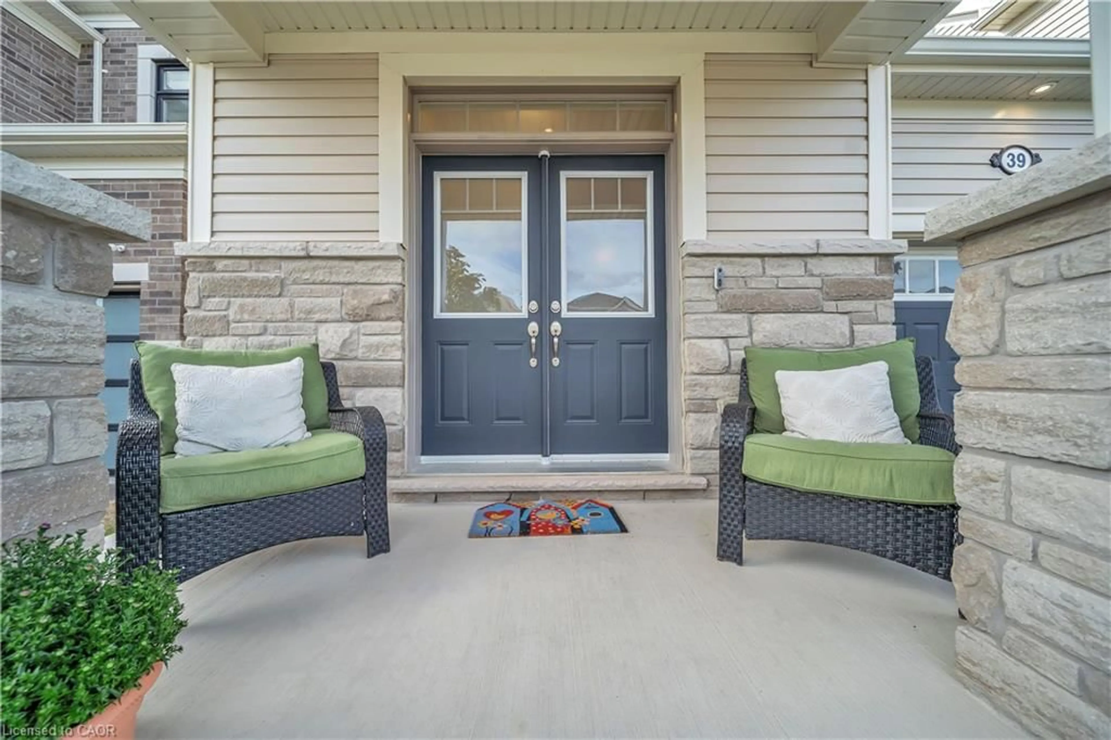 Unknown for 39 Spicer St, Fergus Ontario N1M 0H7