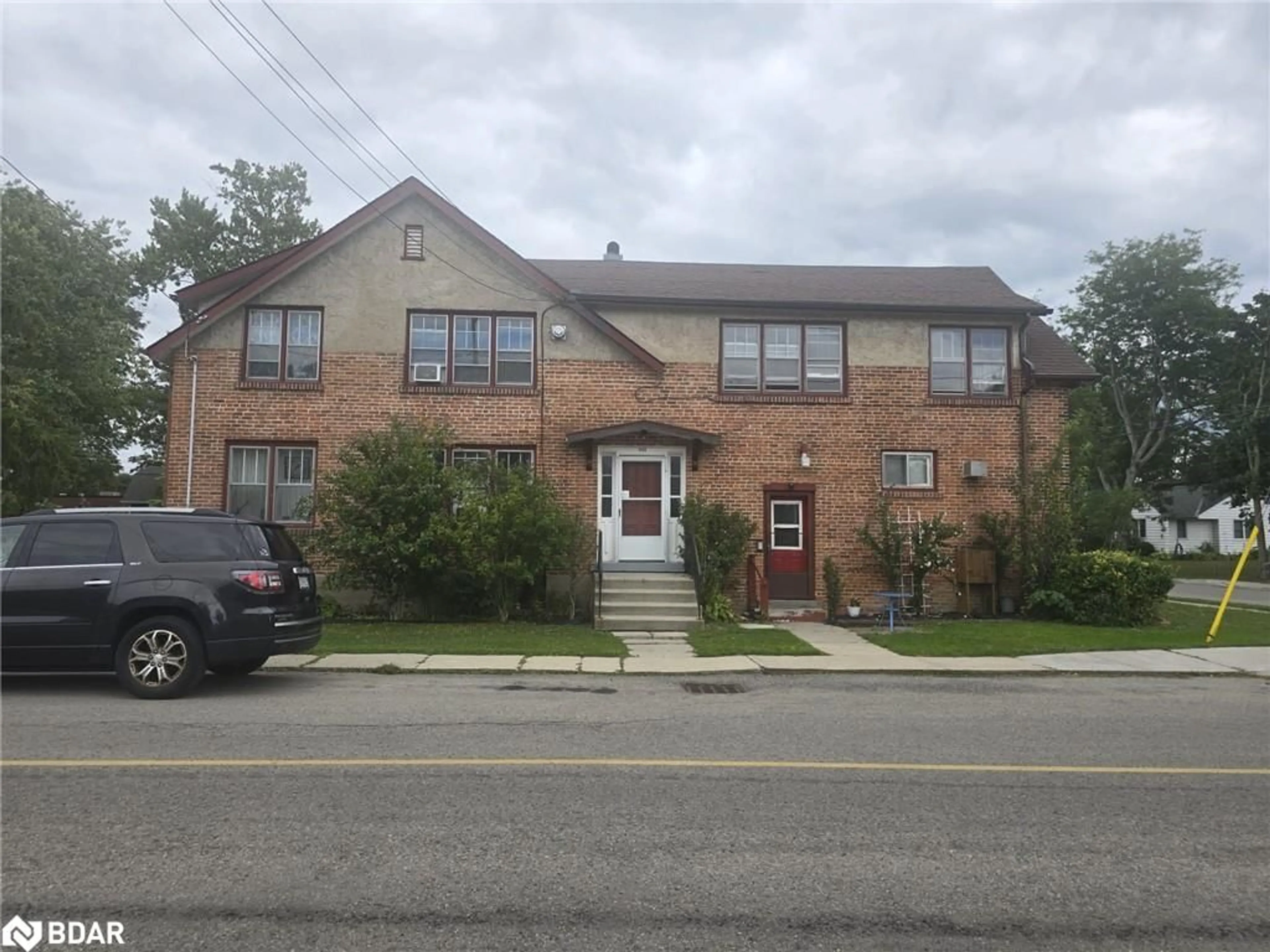 Unknown for 243 Alder St, Dunnville Ontario N1A 2W4