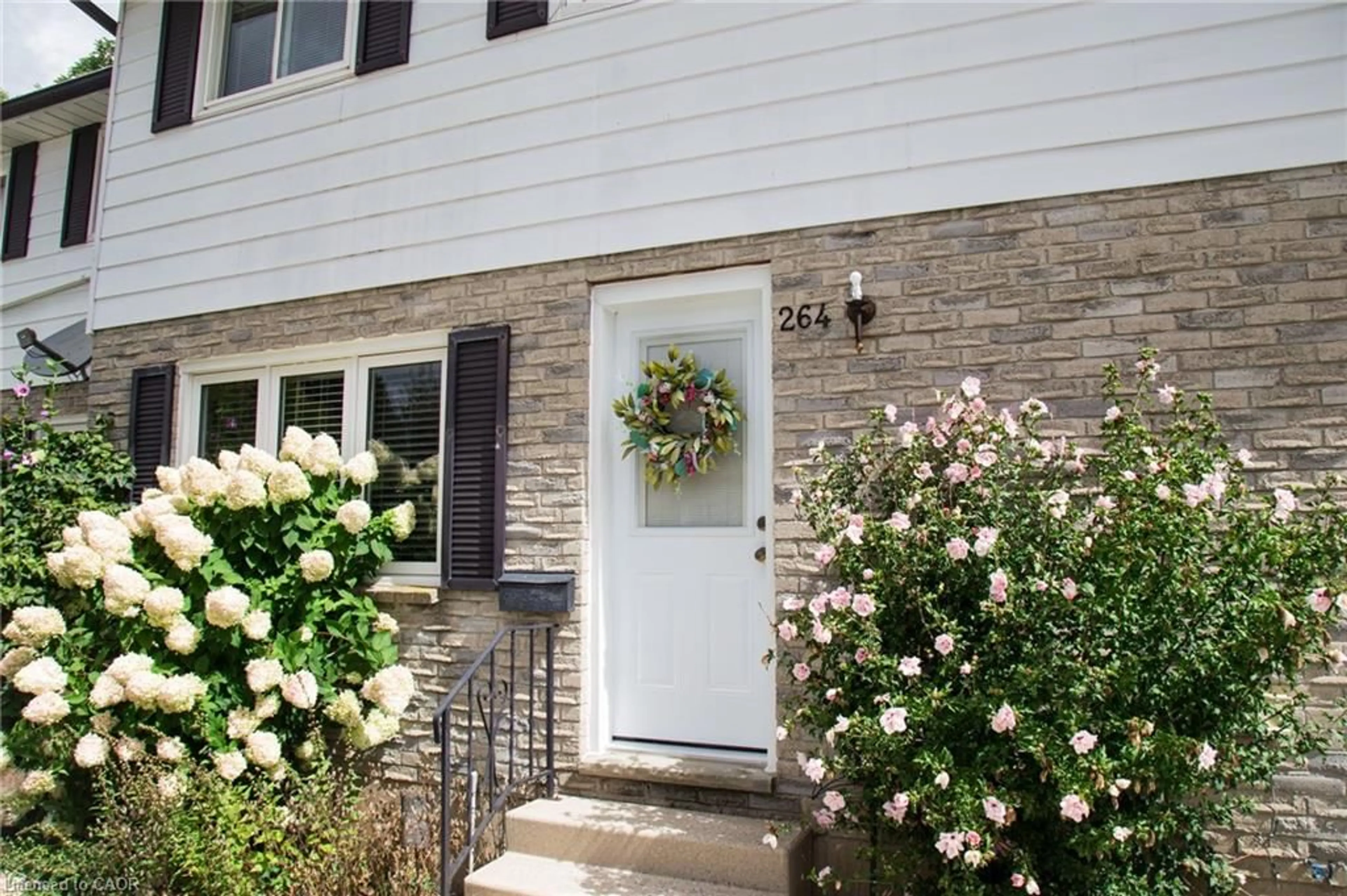 Indoor entryway for 264 Richardson Dr #3, Port Dover Ontario N0A 1N4