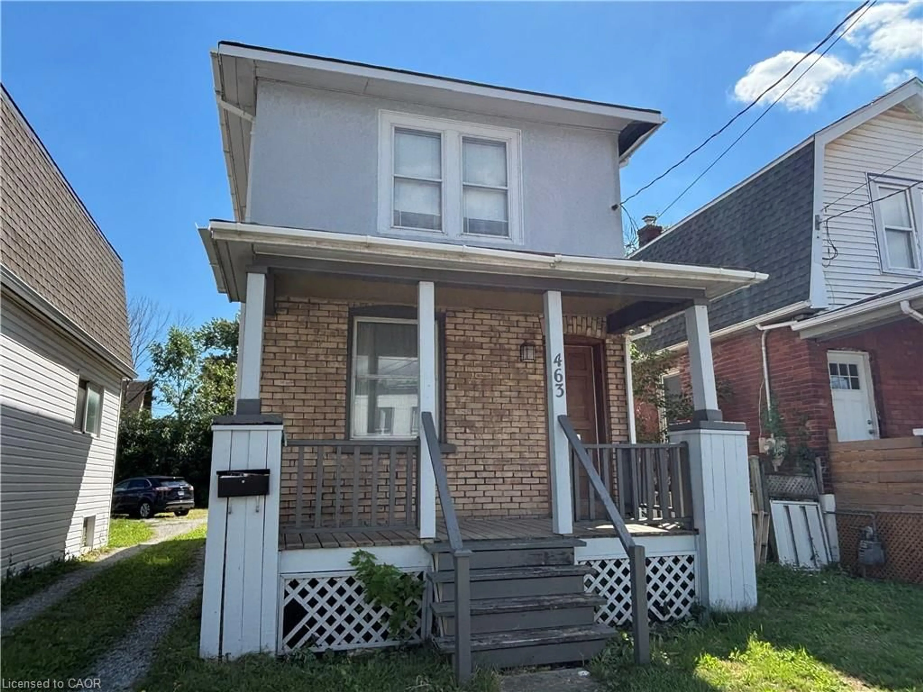 Home with brick exterior material, street for 463 East Main St, Welland Ontario L3B 3X7