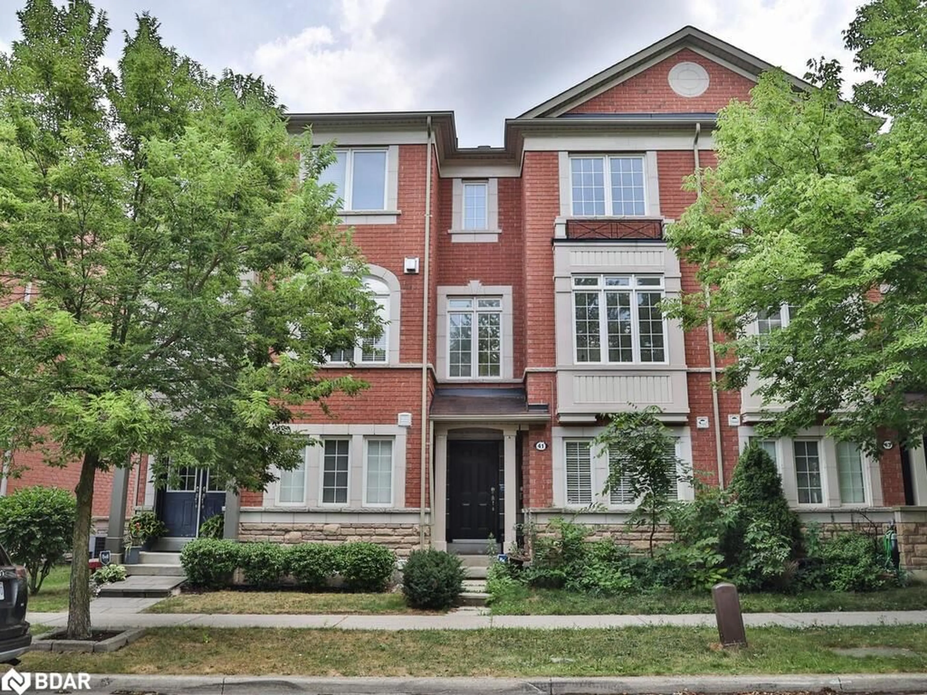 Home with brick exterior material, street for 41 Stagecoach Cir, Toronto Ontario M1C 0A2
