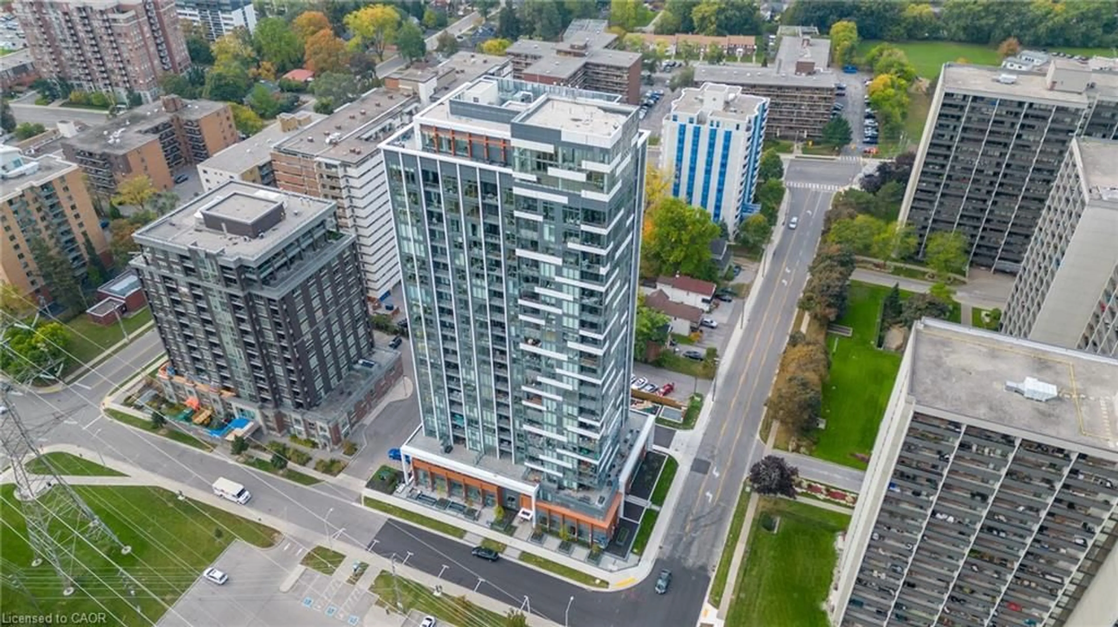 A pic from outside/outdoor area/front of a property/back of a property/a pic from drone, city buildings view from balcony for 500 Brock Ave #808, Burlington Ontario L7S 0A5