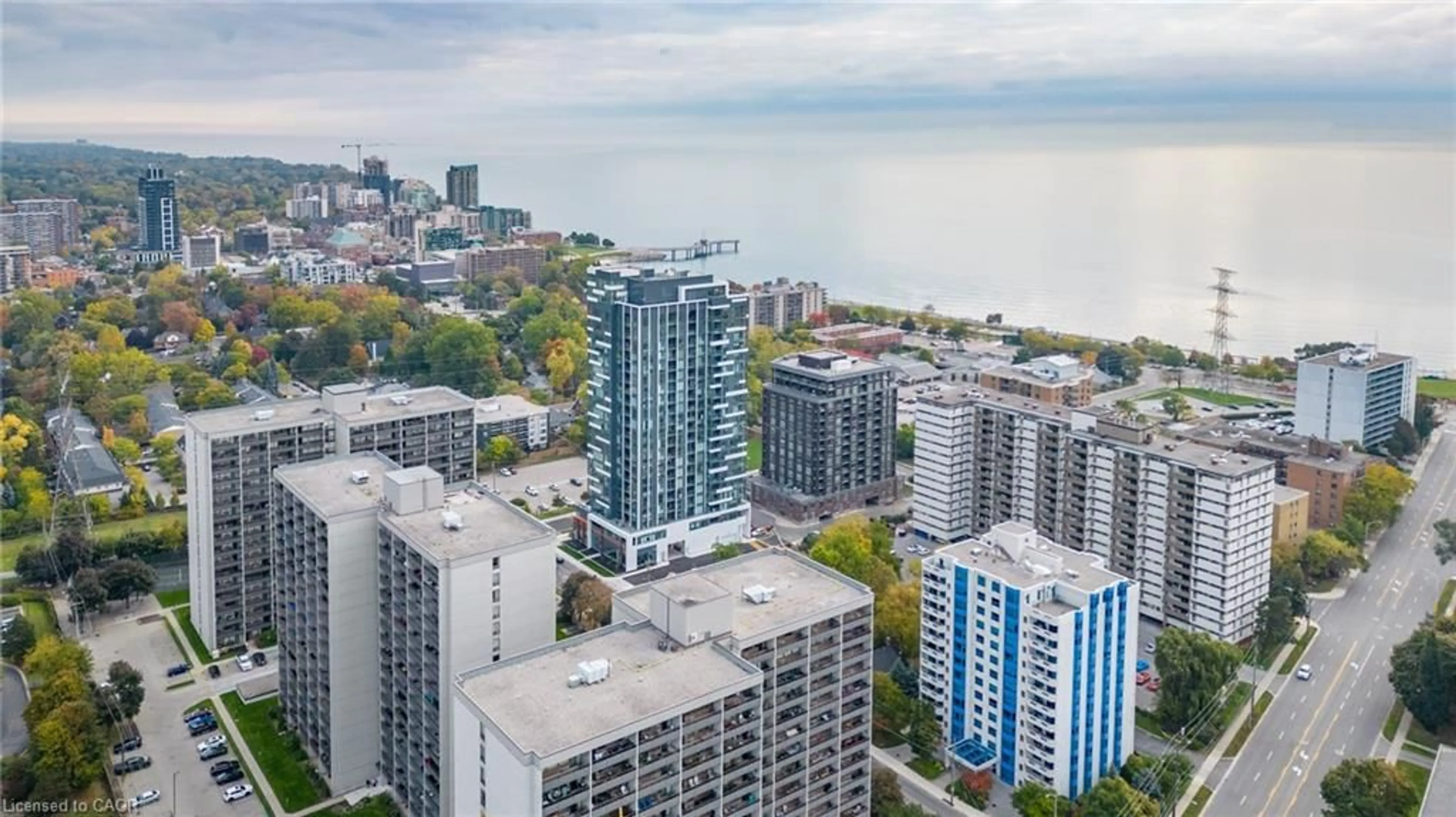 A pic from outside/outdoor area/front of a property/back of a property/a pic from drone, city buildings view from balcony for 500 Brock Ave #808, Burlington Ontario L7S 0A5